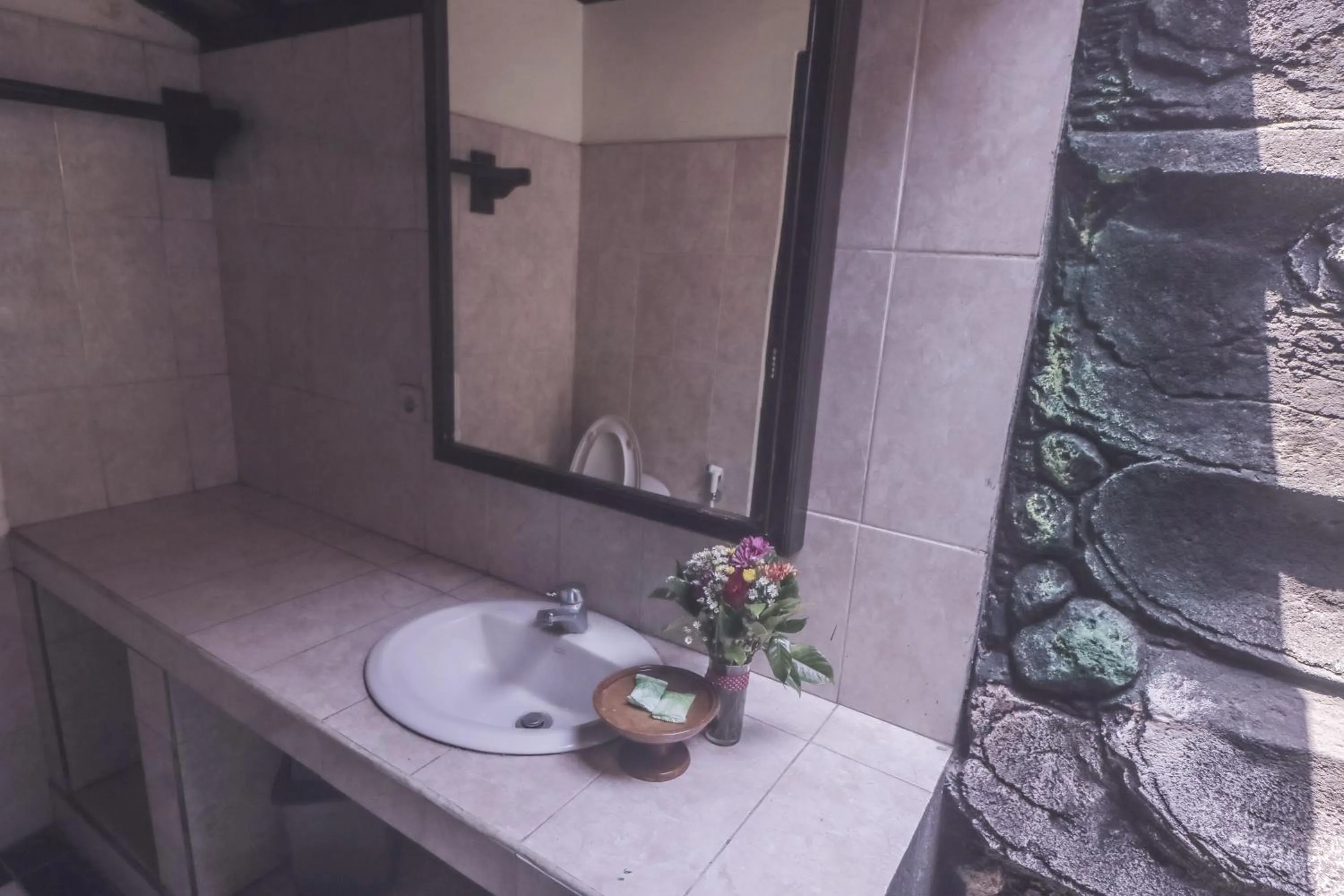 Bathroom in Trijaya Guest House Pemuteran