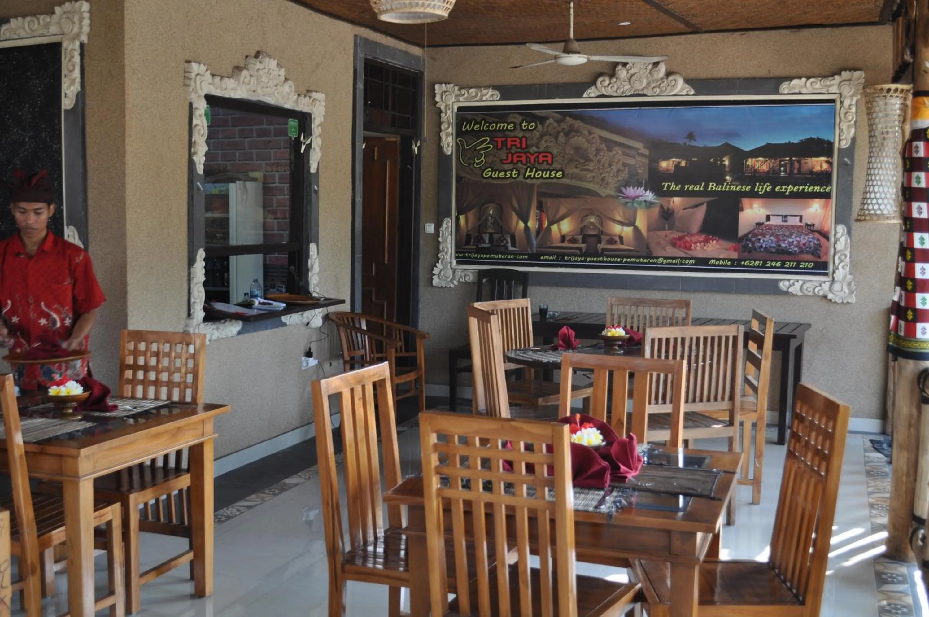 Restaurant/places to eat in Trijaya Guest House Pemuteran