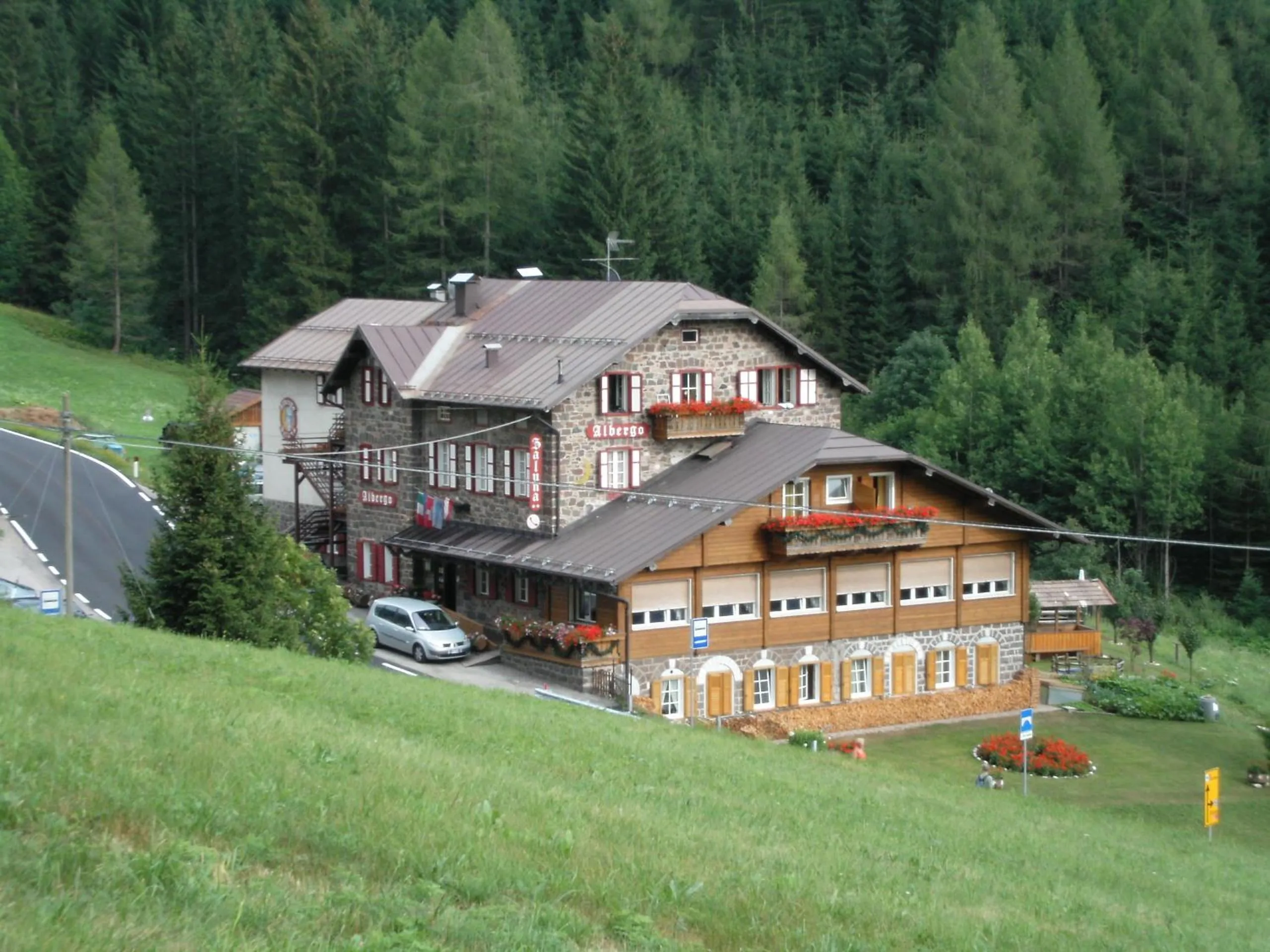 Facade/entrance in Small & Lovely Hotel Zaluna