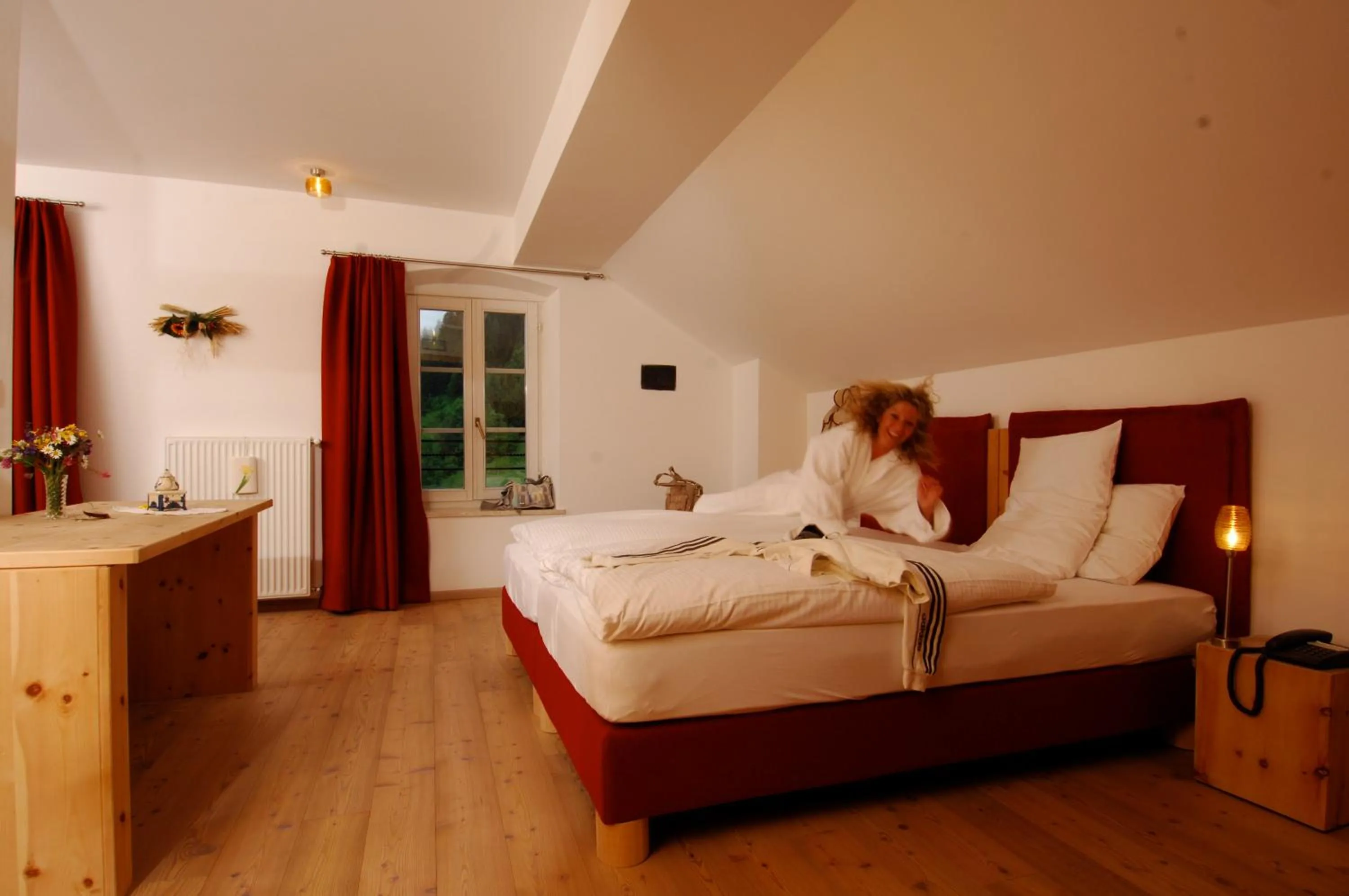 Photo of the whole room, Bed in Small & Lovely Hotel Zaluna