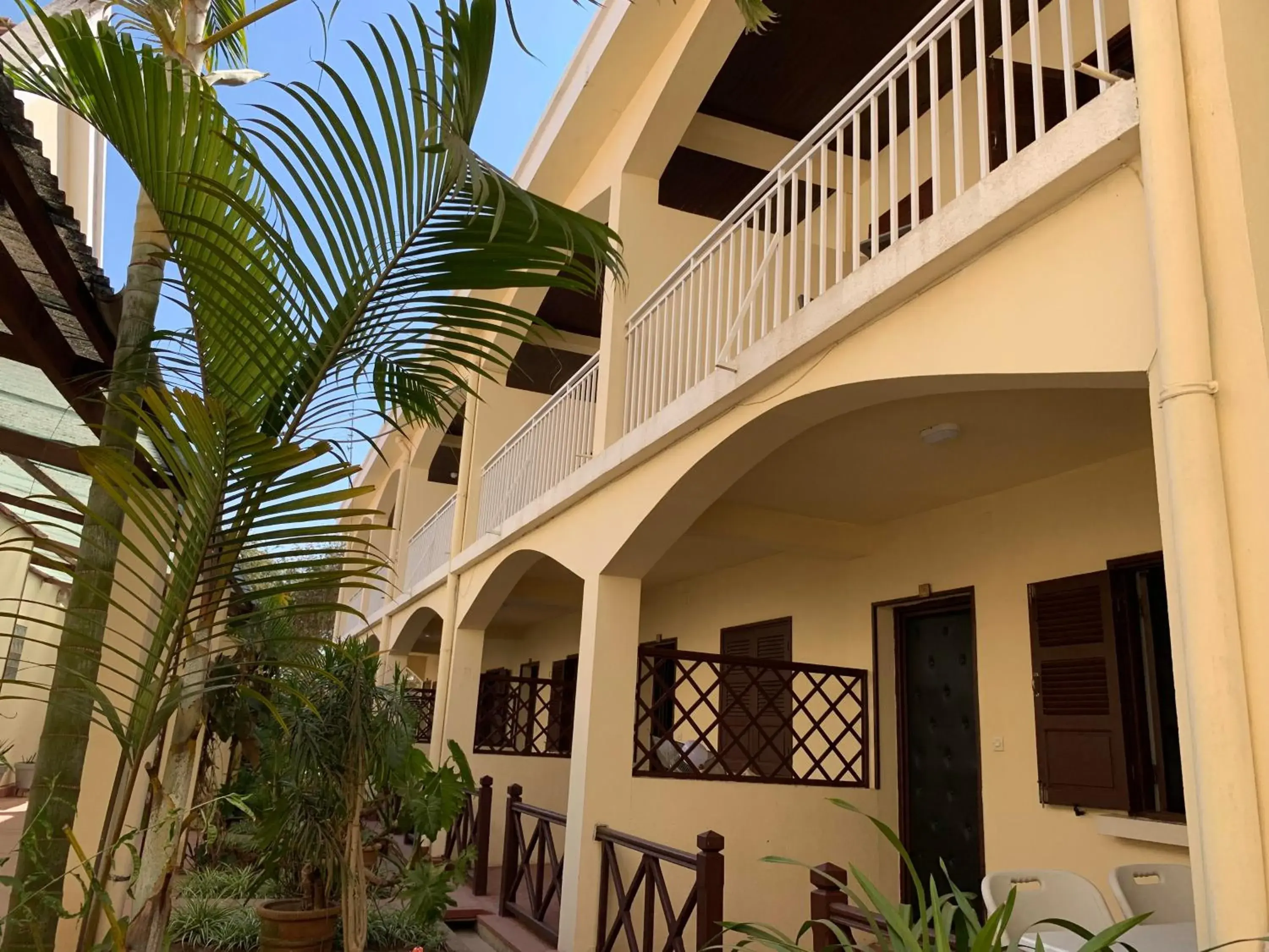 Family Room with Private Bathroom in Hôtel - Appartement meublé " LES FLOTS BLEU " Family Room with Private Bathroom in Hôtel - Appartement meublé " LES FLOTS BLEU "