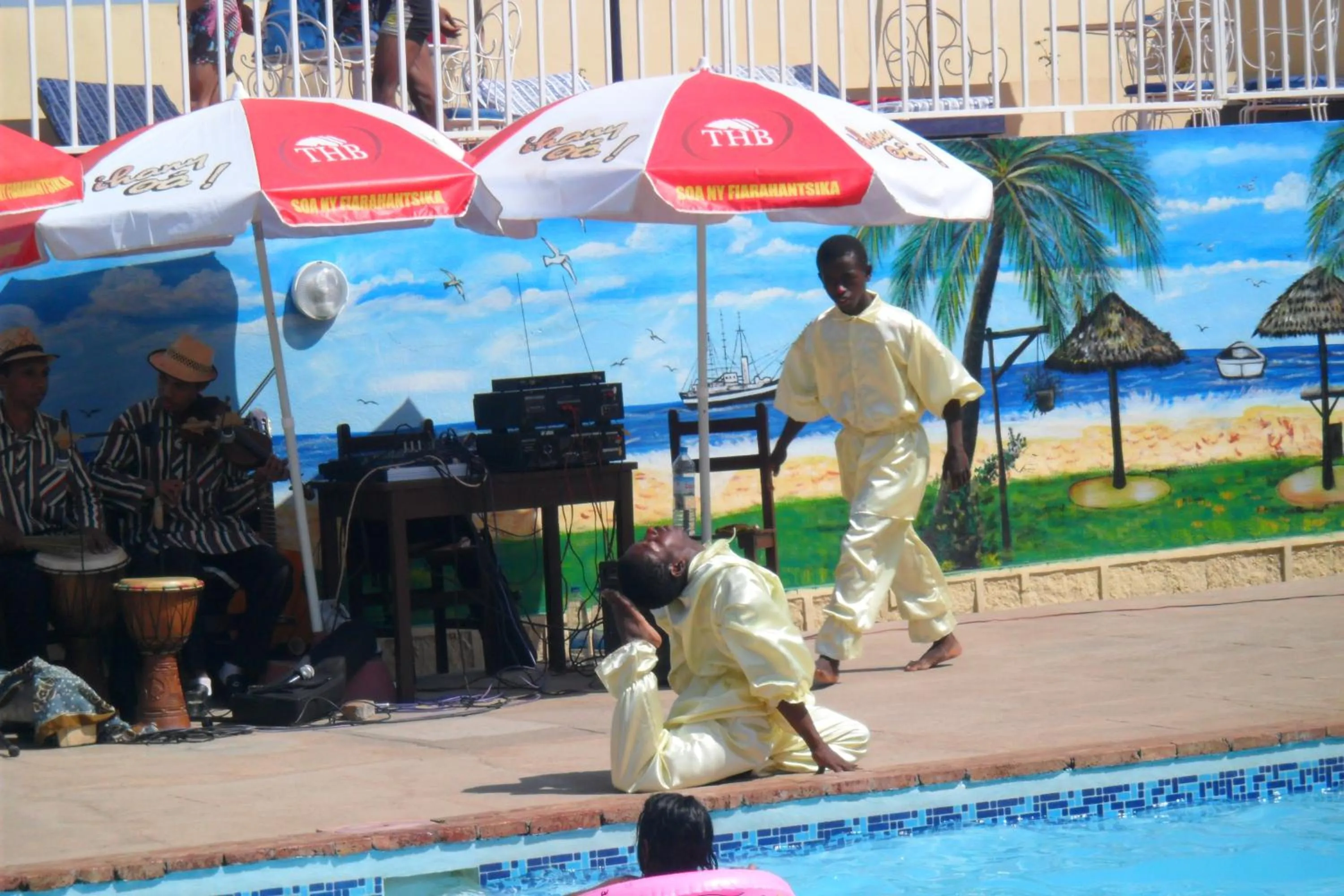 Entertainment in Hôtel - Appartement meublé " LES FLOTS BLEU "