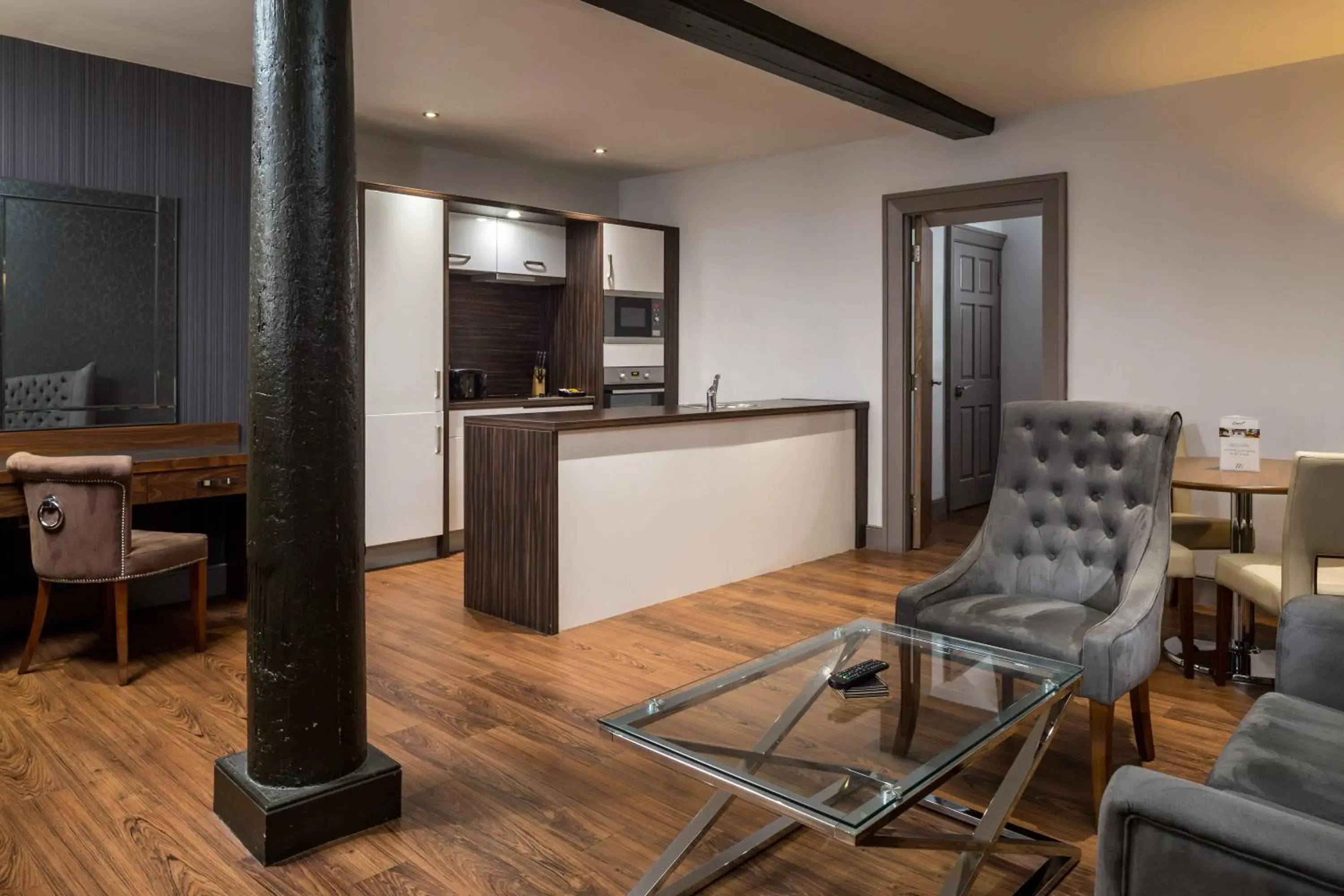 Family Grande Studio - Friar House in Roomzzz Newcastle City Family Grande Studio - Friar House in Roomzzz Newcastle City