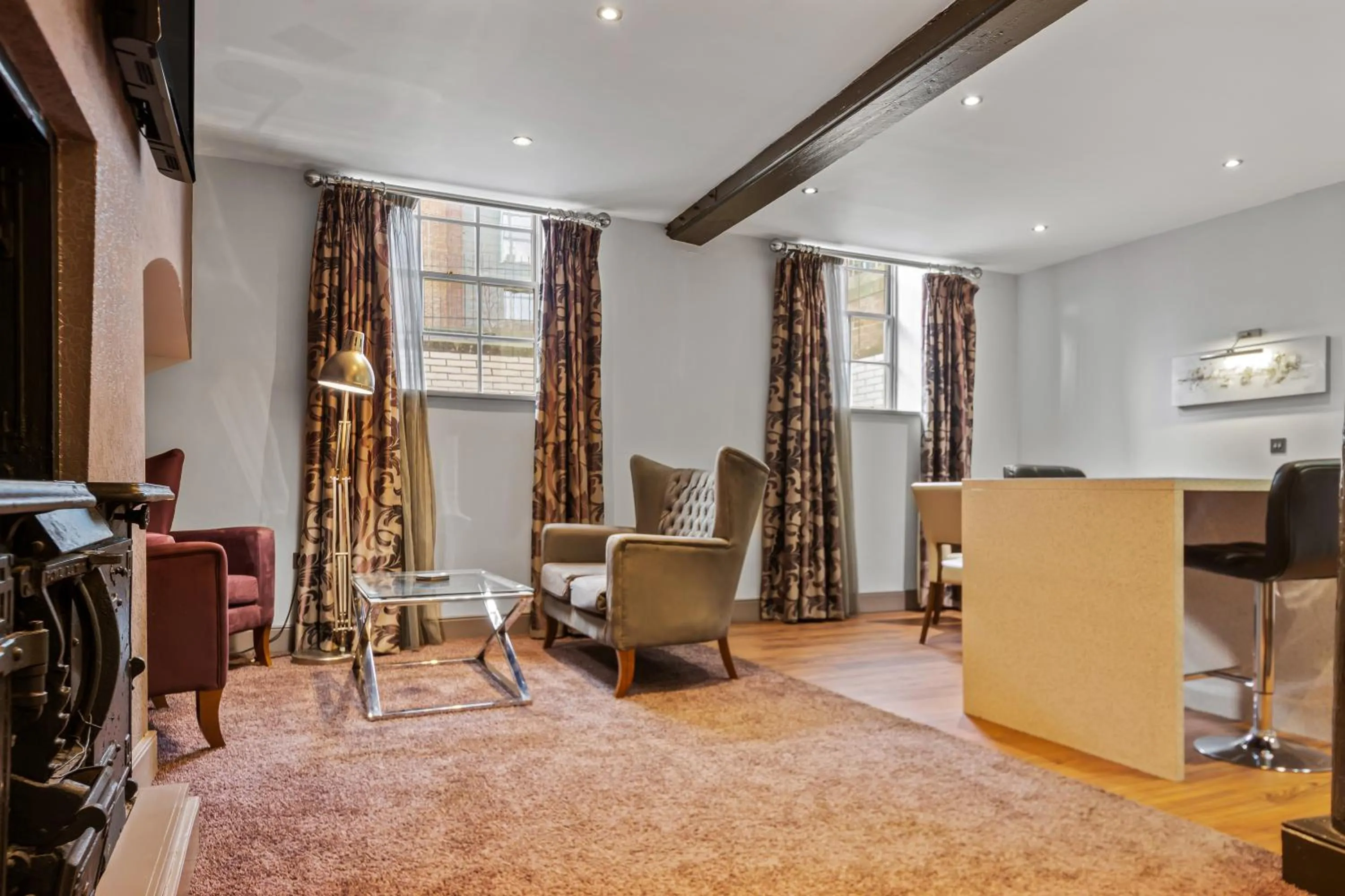 Living room in Roomzzz Newcastle City