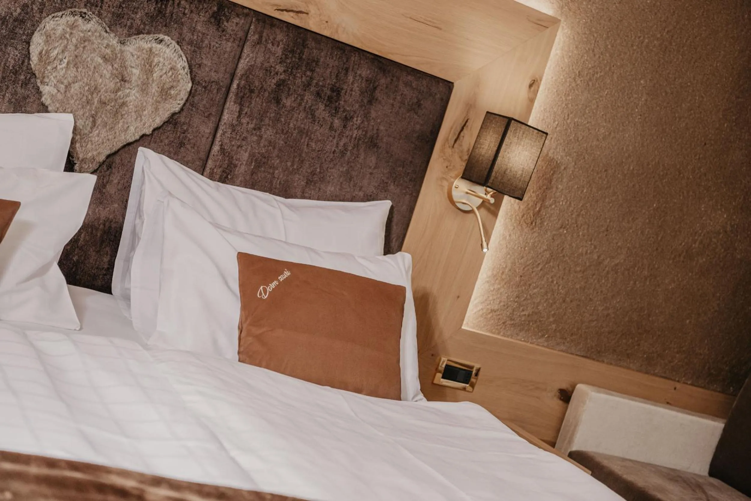 Bed in Freina Mountain Lifestyle Hotel