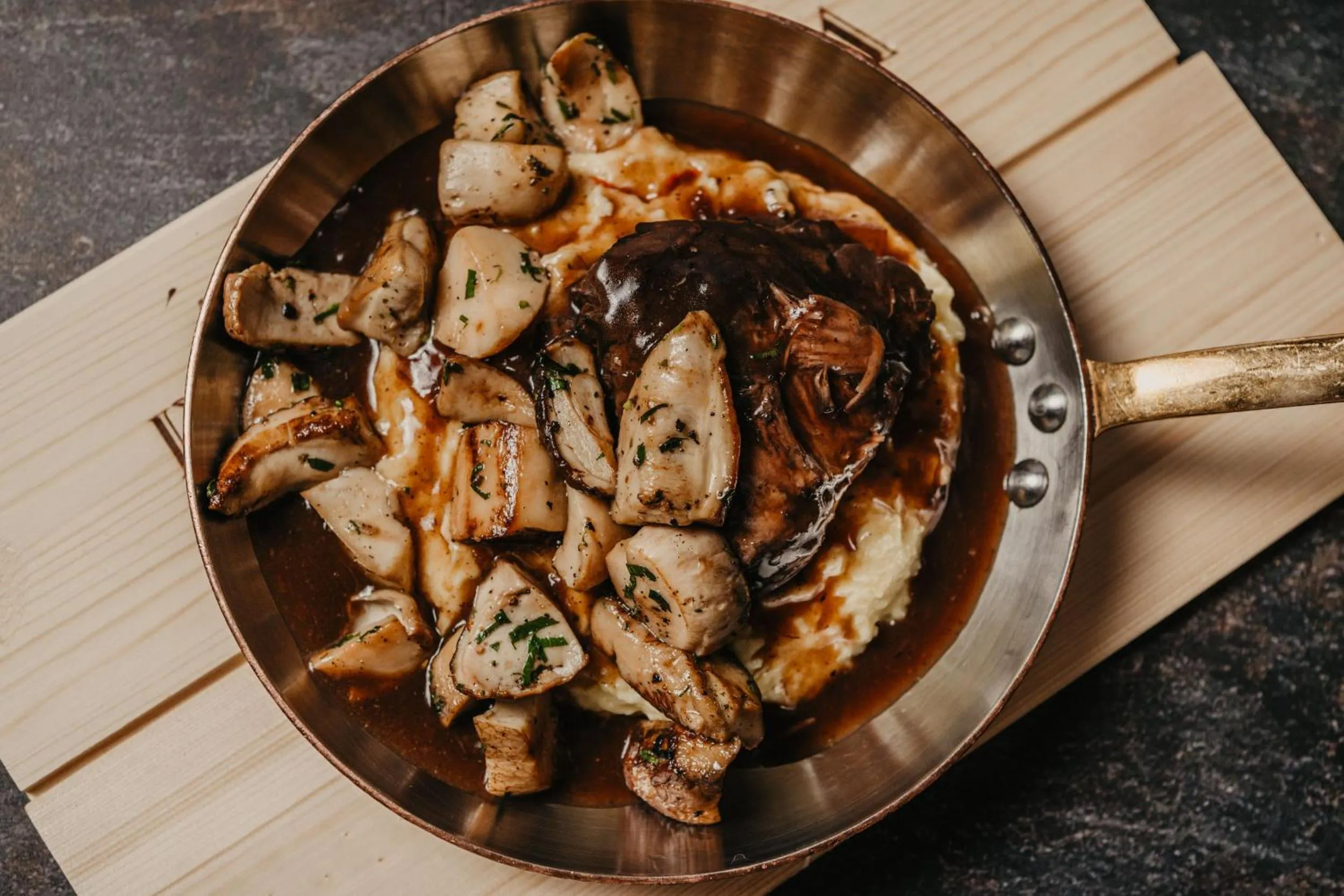 Food and drinks in Freina Mountain Lifestyle Hotel