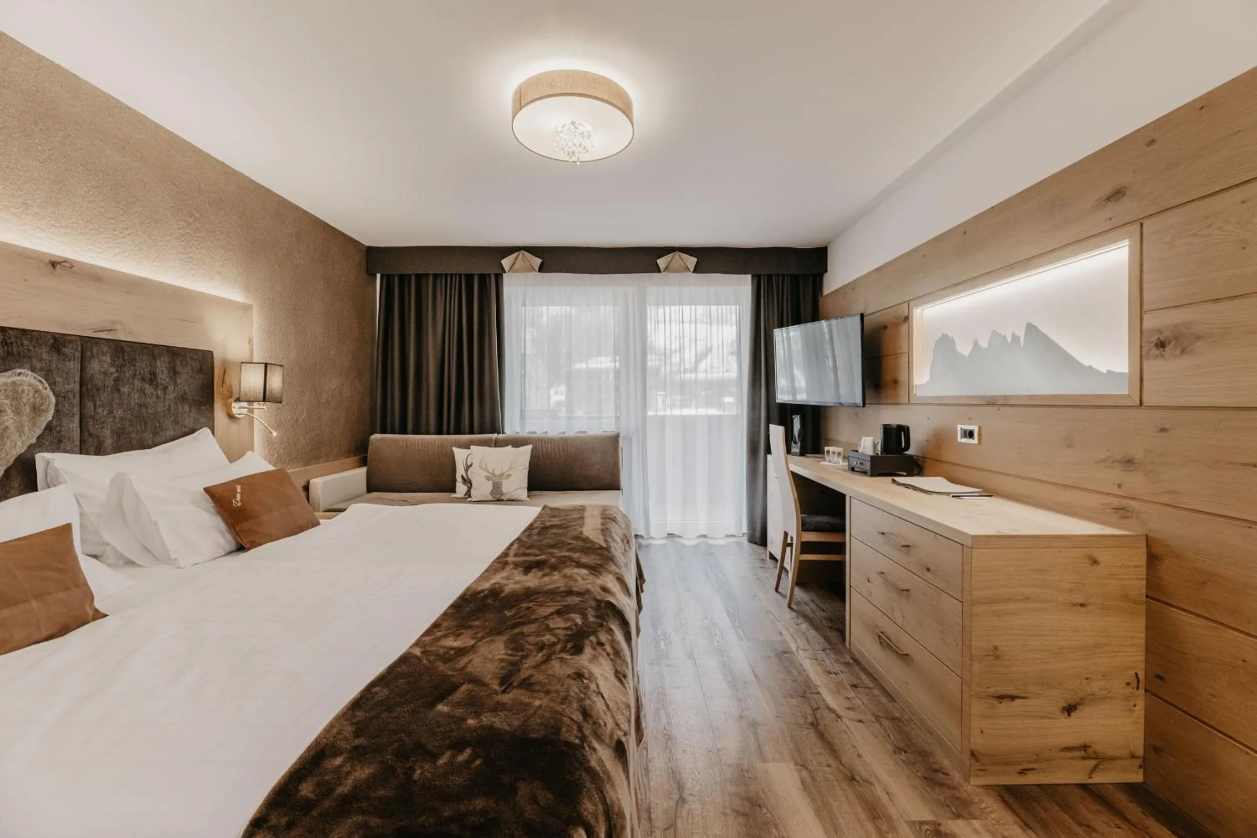 Bed in Freina Mountain Lifestyle Hotel