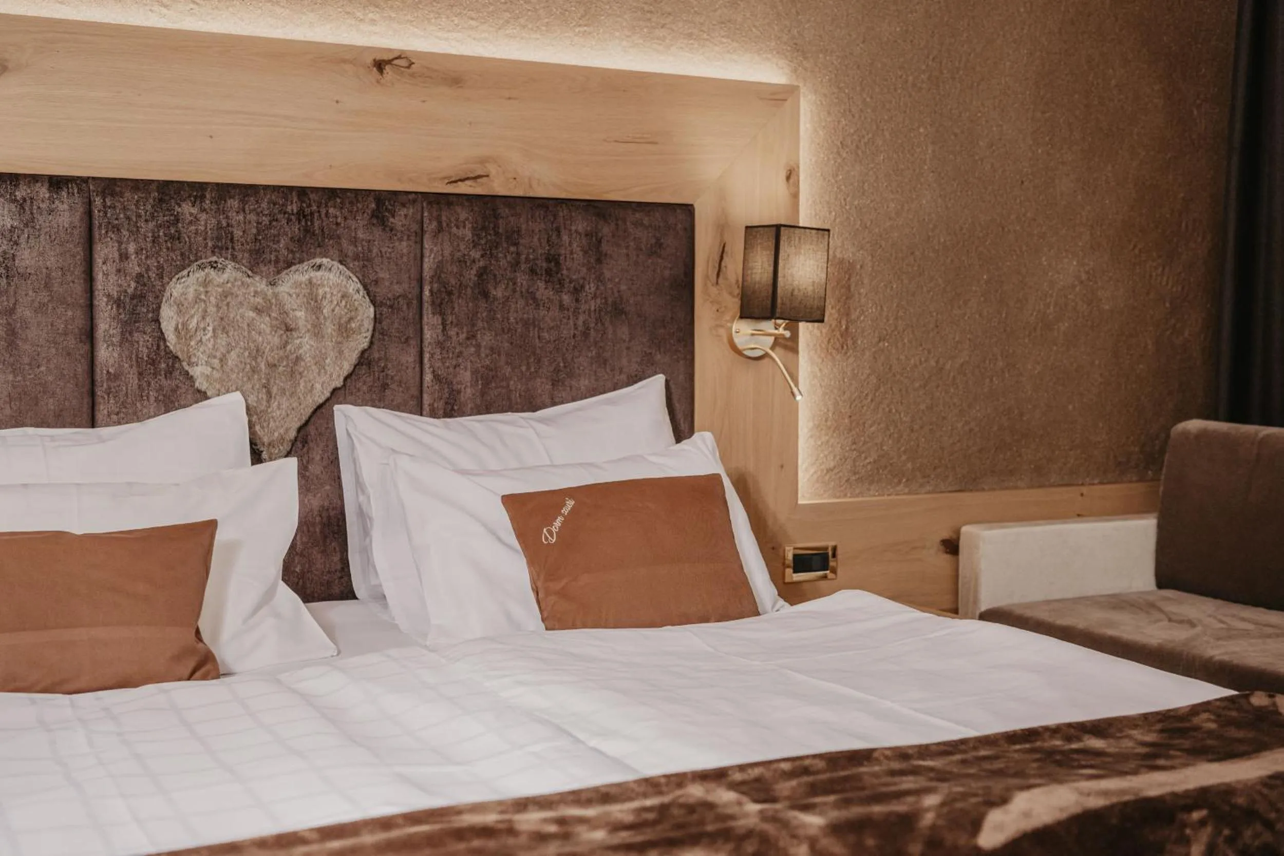 Bed in Freina Mountain Lifestyle Hotel