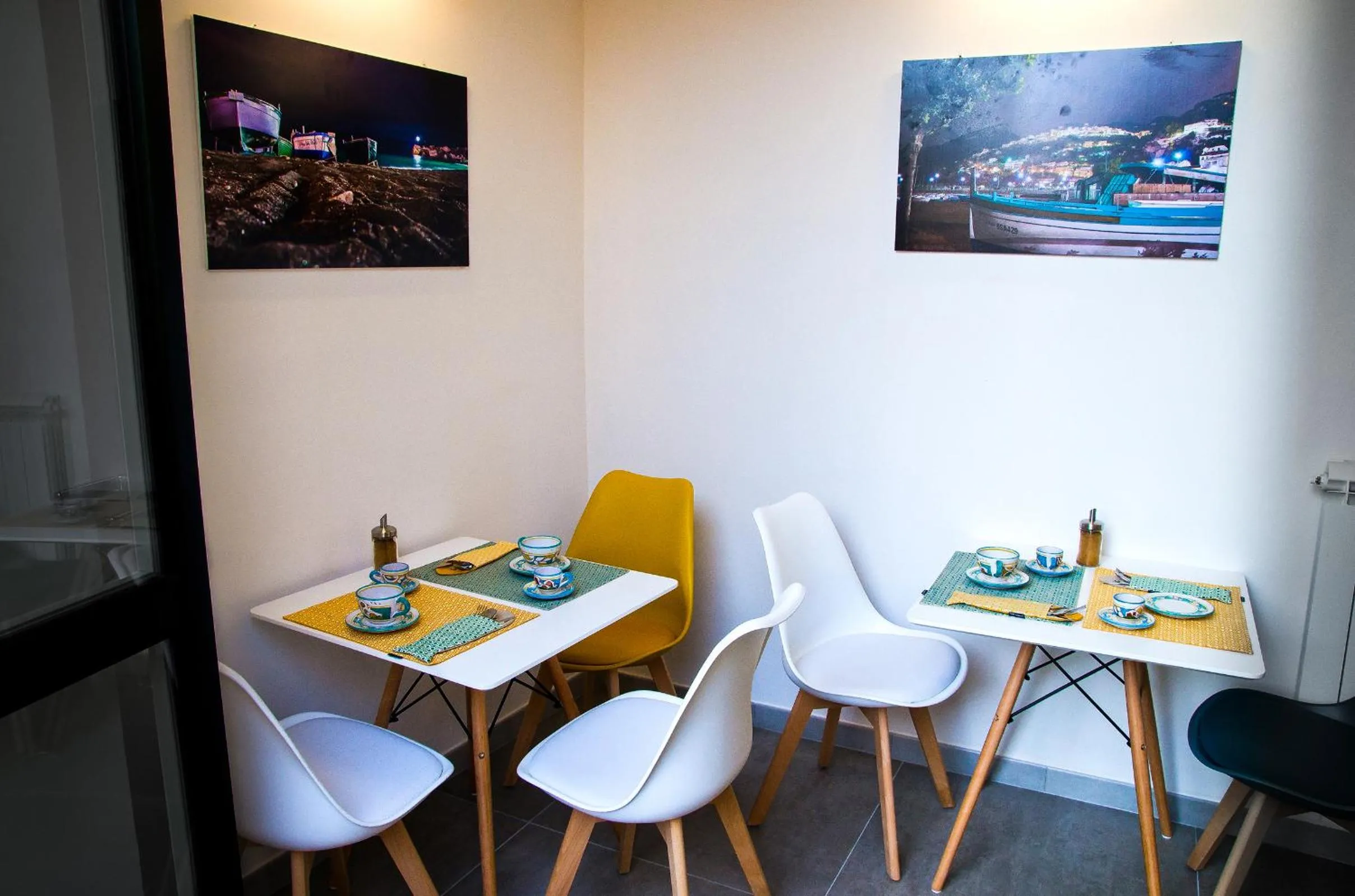 Lounge or bar in B&B Vietri 360