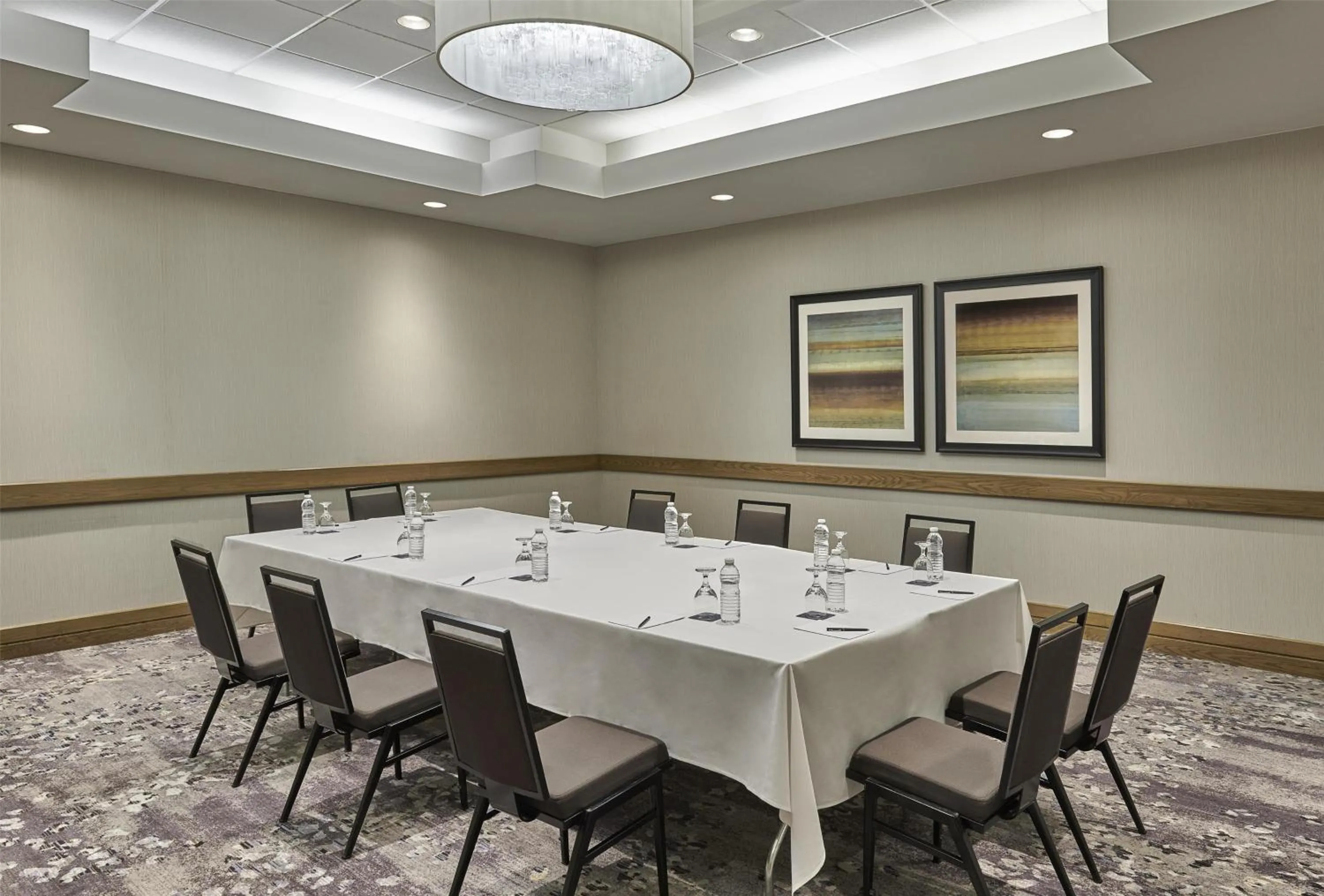 Meeting/conference room in Hilton Toronto Airport Hotel & Suites