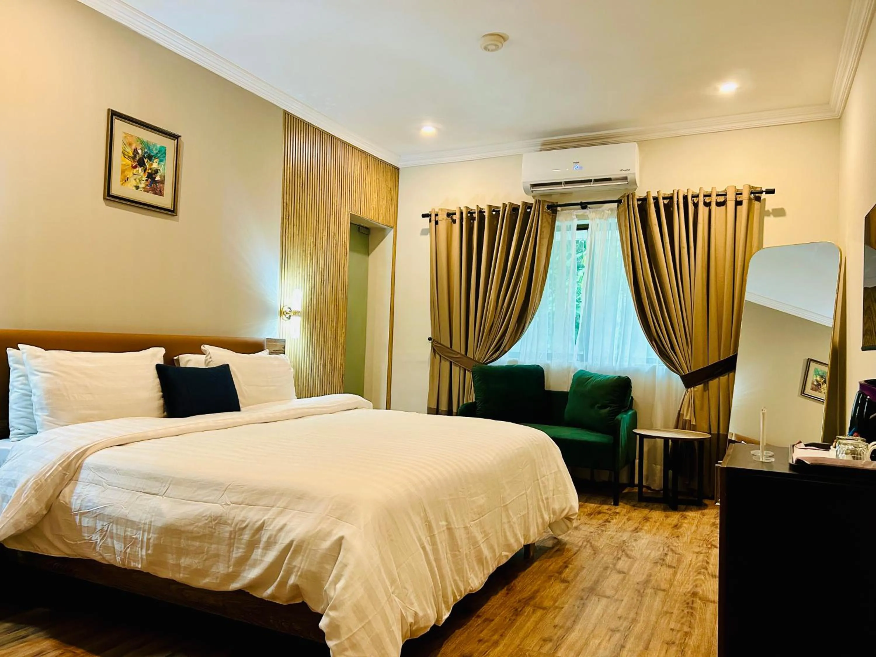 Hotel One The Mall, Lahore