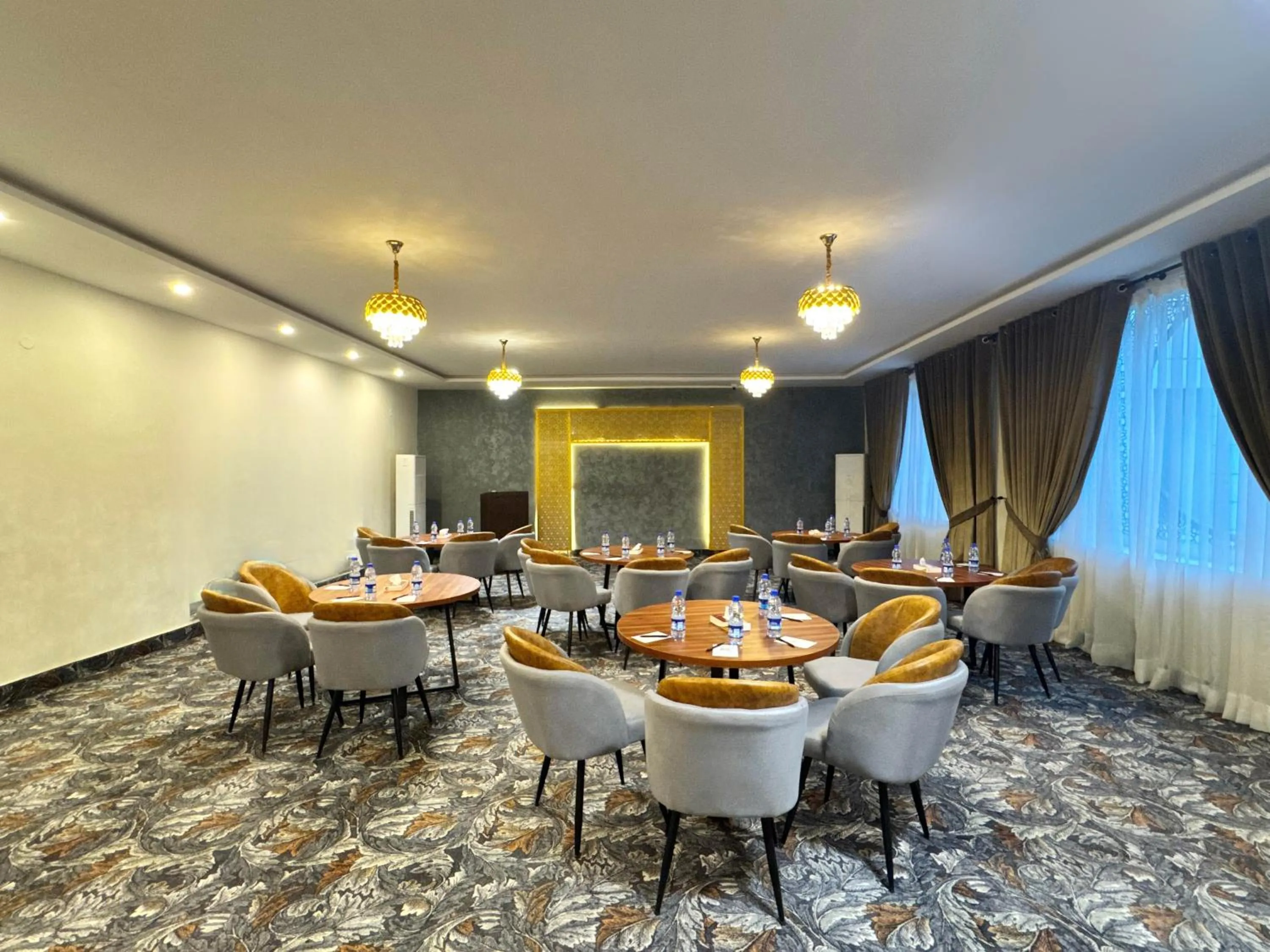 Meeting/conference room in Hotel One The Mall, Lahore