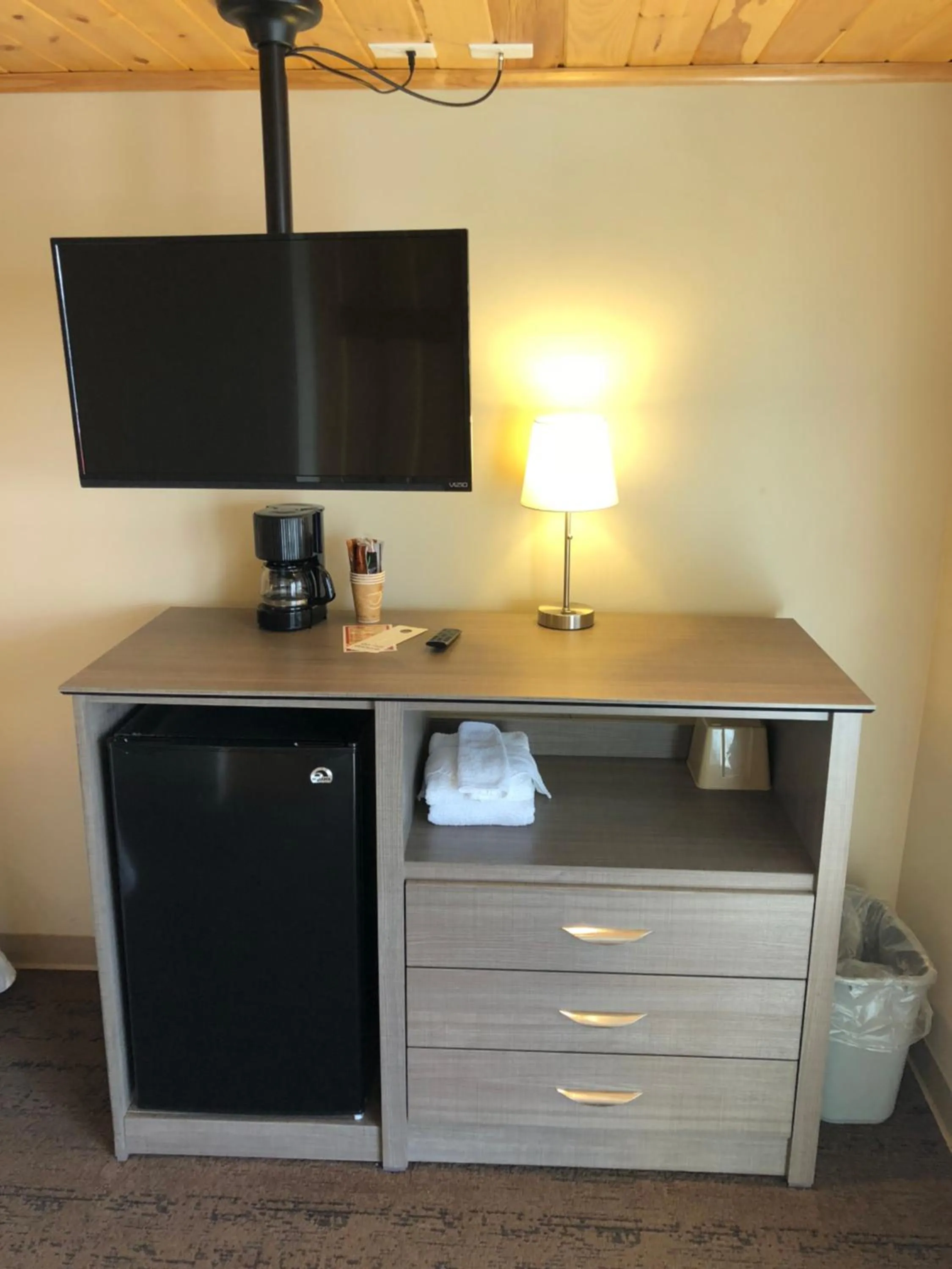 Alouette Beach Resort Economy Rooms