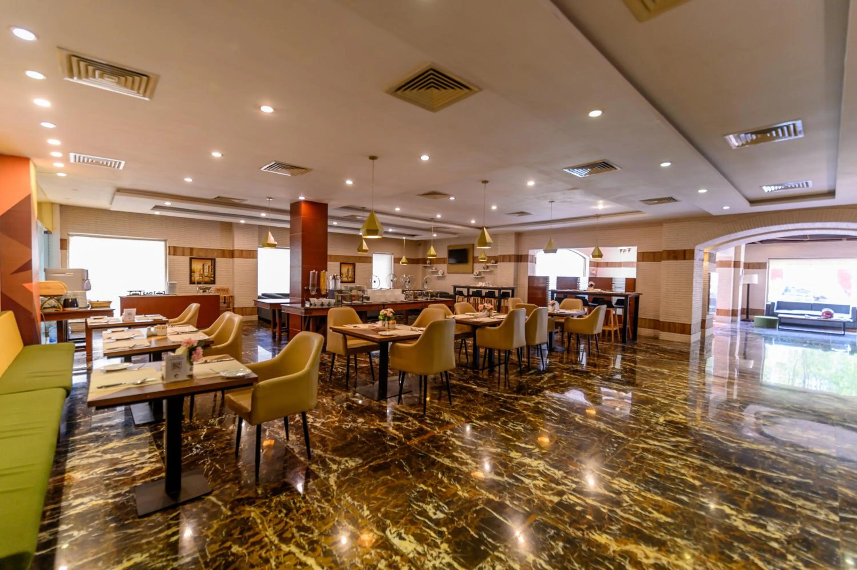 Breakfast in Hotel One Faisalabad