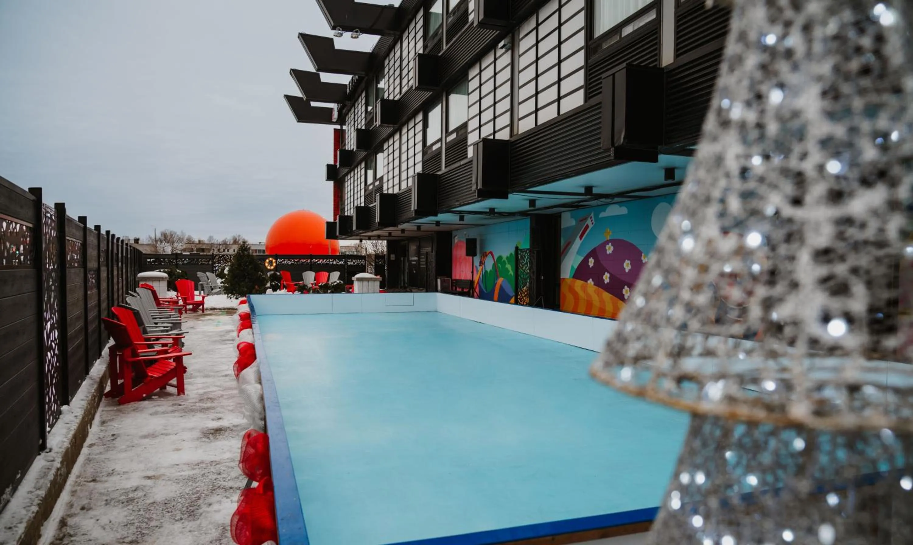 Entertainment in Hotel Ruby Foo's