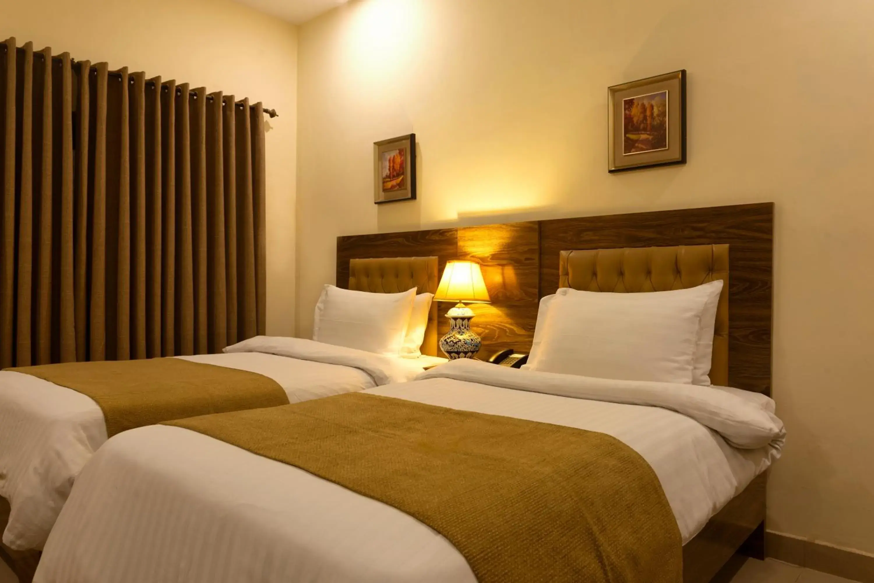 Deluxe Double or Twin Room in Hotel One Lalazar Multan Deluxe Double or Twin Room in Hotel One Lalazar Multan