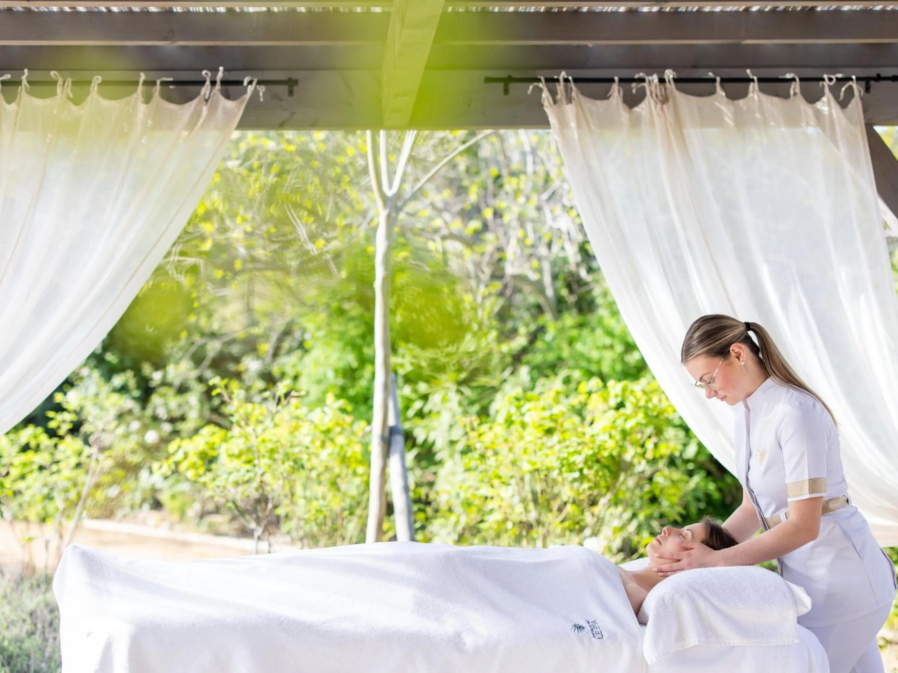 Massage in Château de Berne