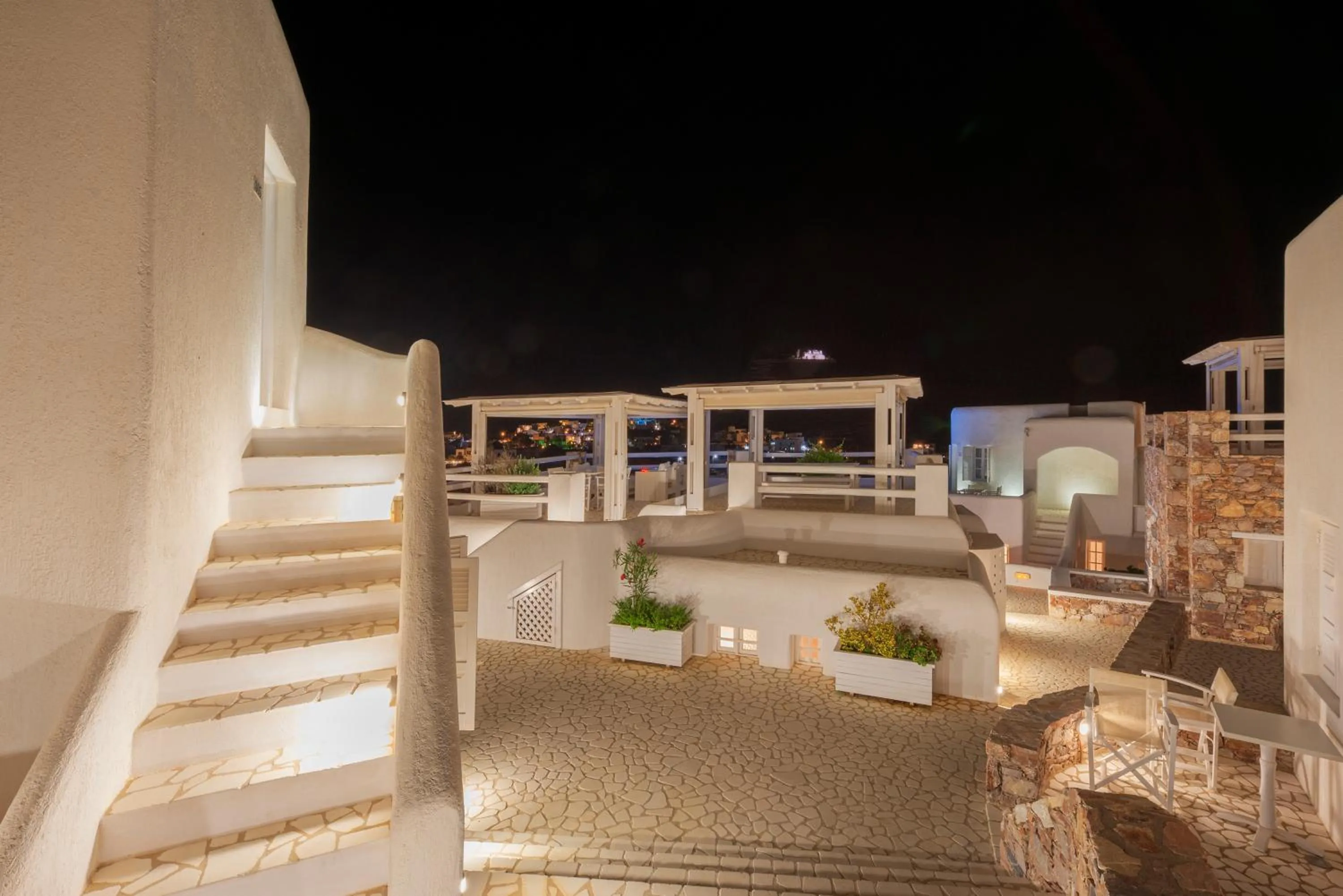 Property building in Aspalathras White Hotel