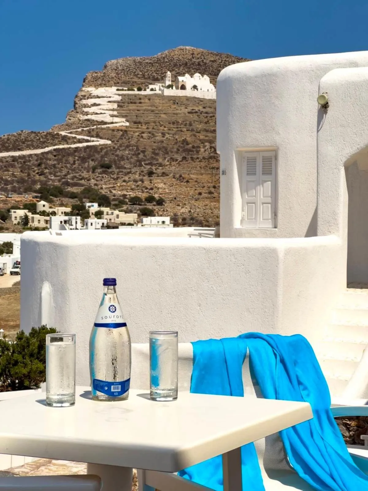 Aspalathras White Hotel