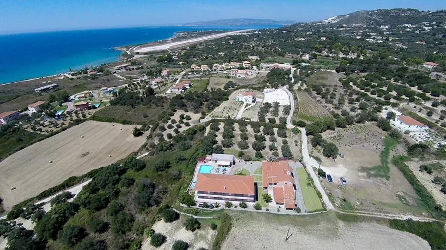 Property building in Paradise Studios