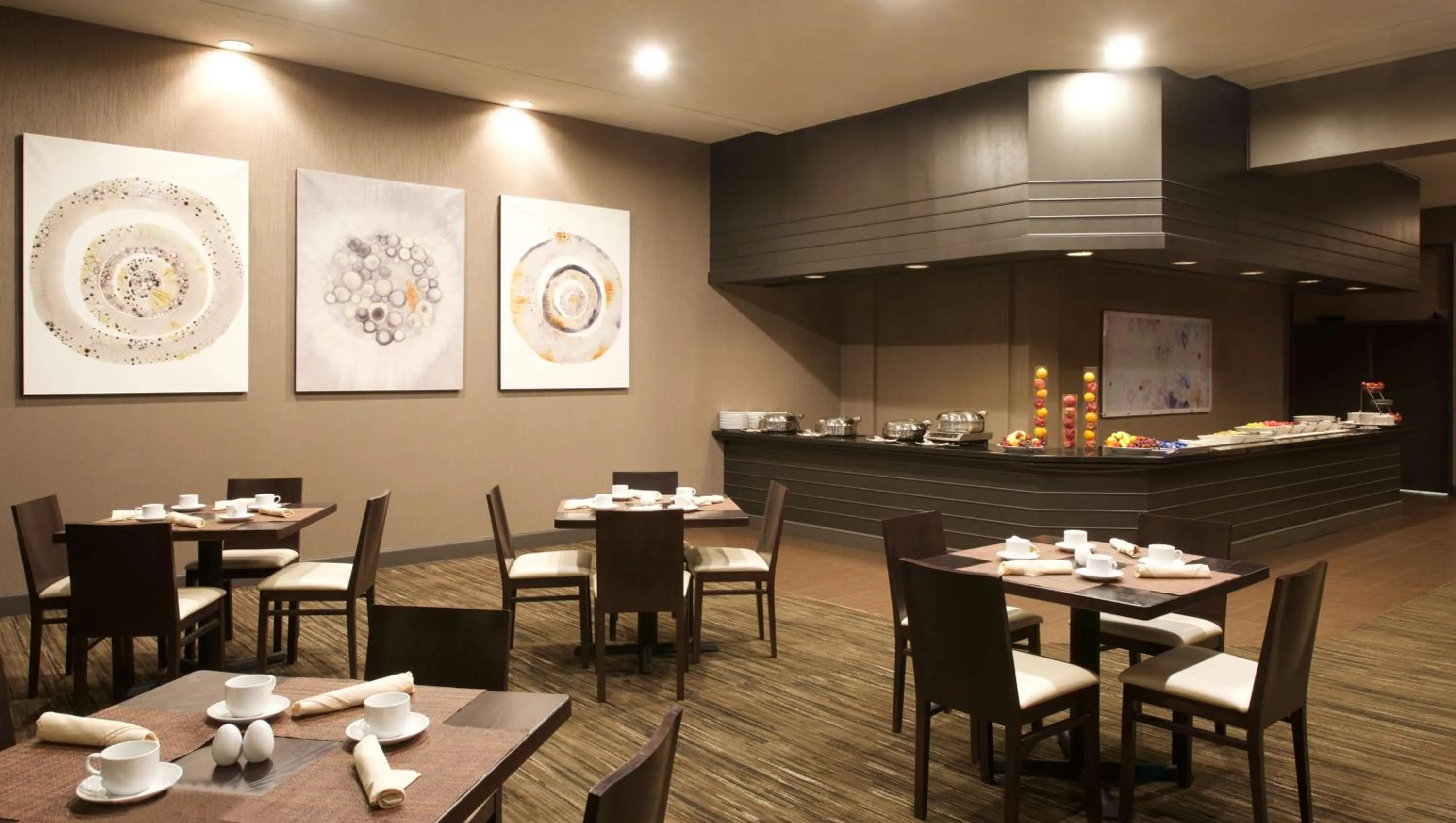 Restaurant/places to eat in Hilton Parsippany