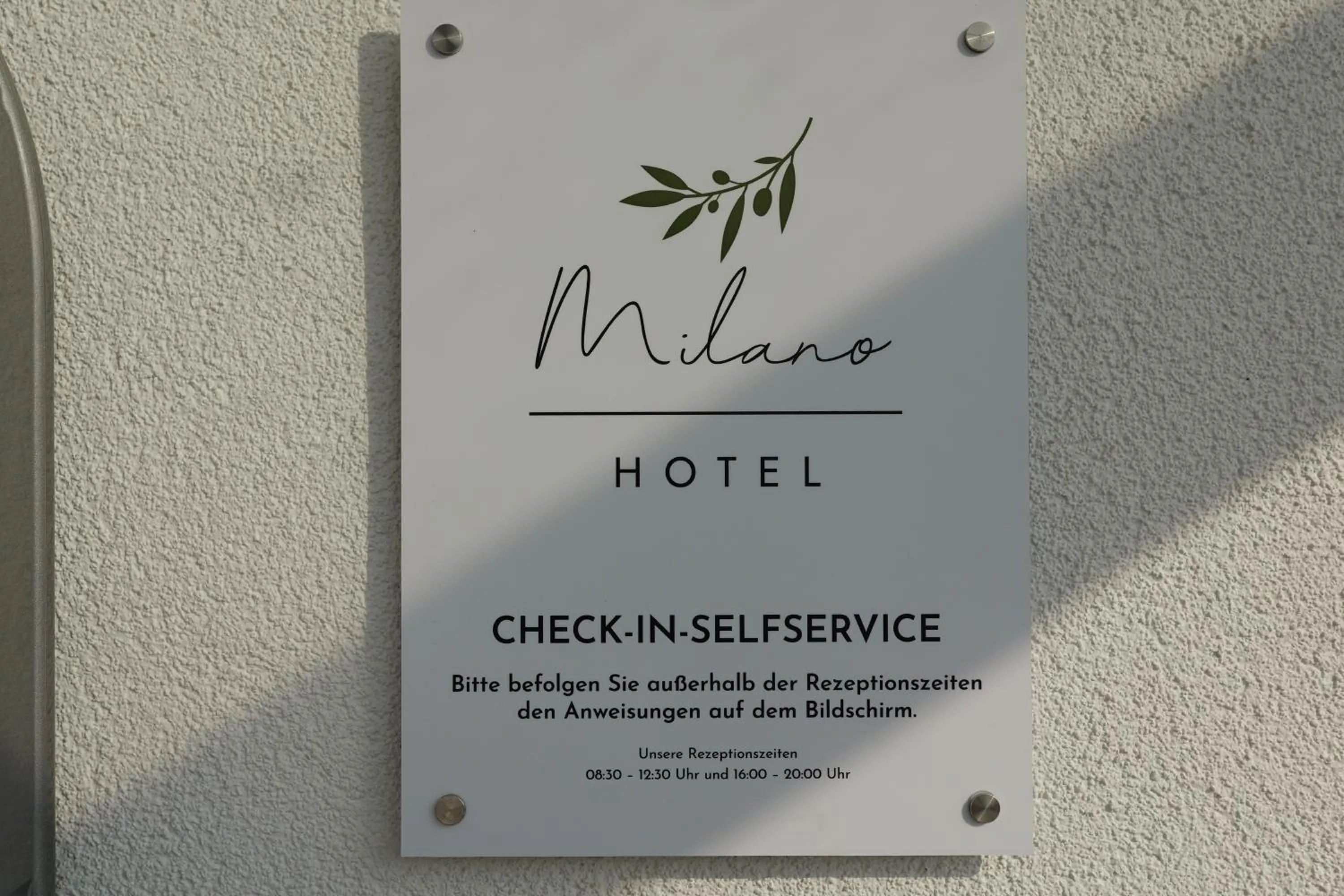 Logo/Certificate/Sign in Hotel Milano