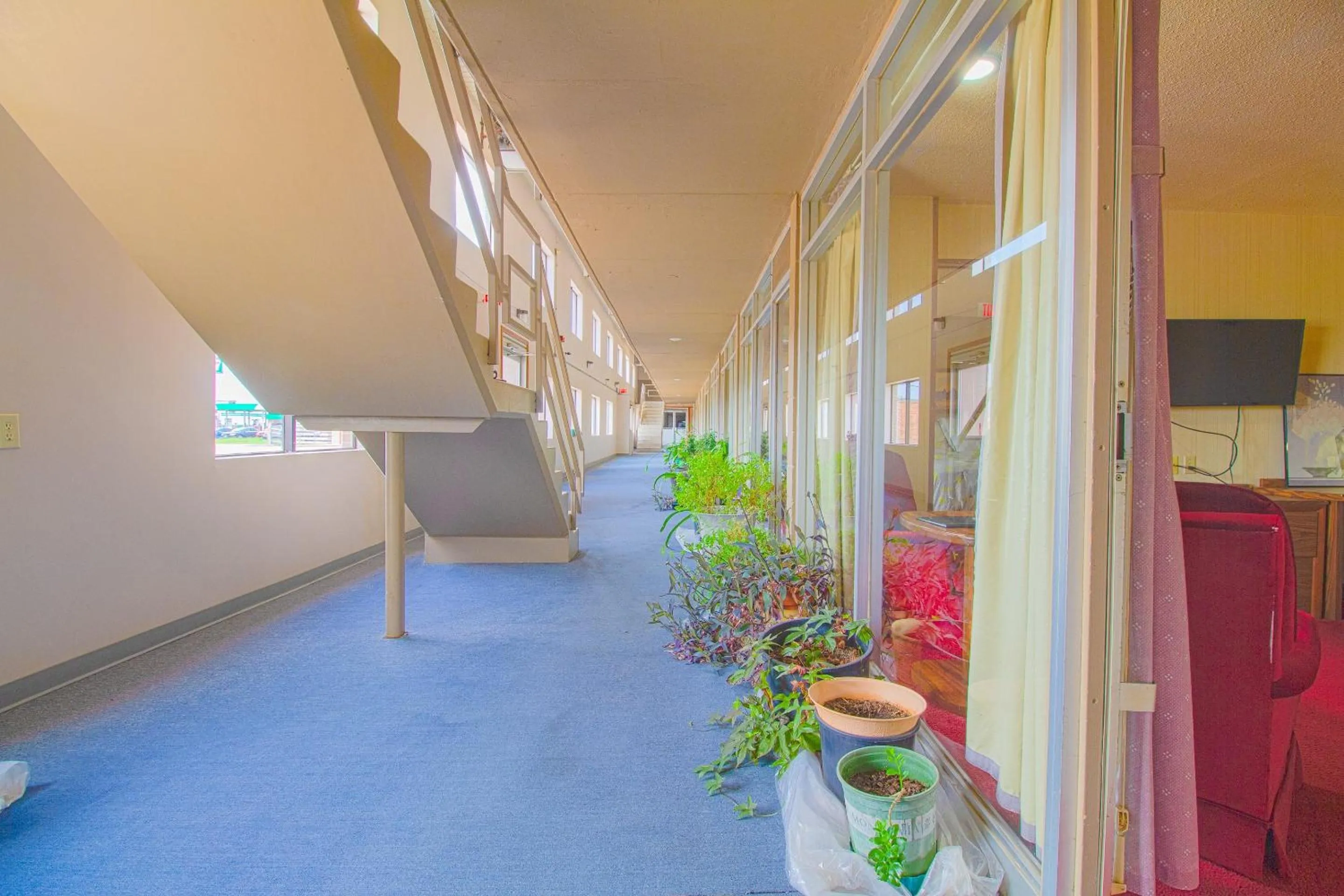 Lobby or reception in HomeTown Inn By OYO - Liberal, KS