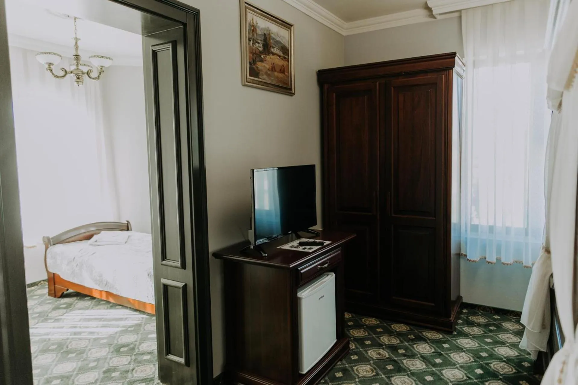 Photo of the whole room in Regal Beius