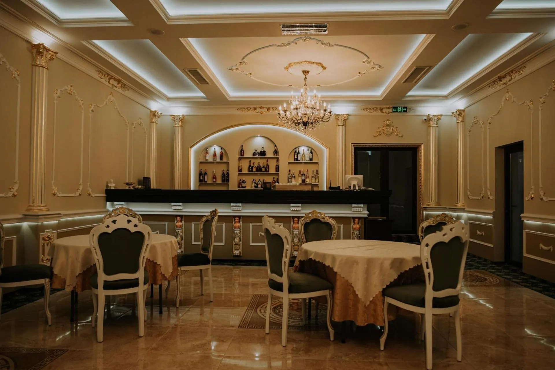 Banquet/Function facilities in Regal Beius