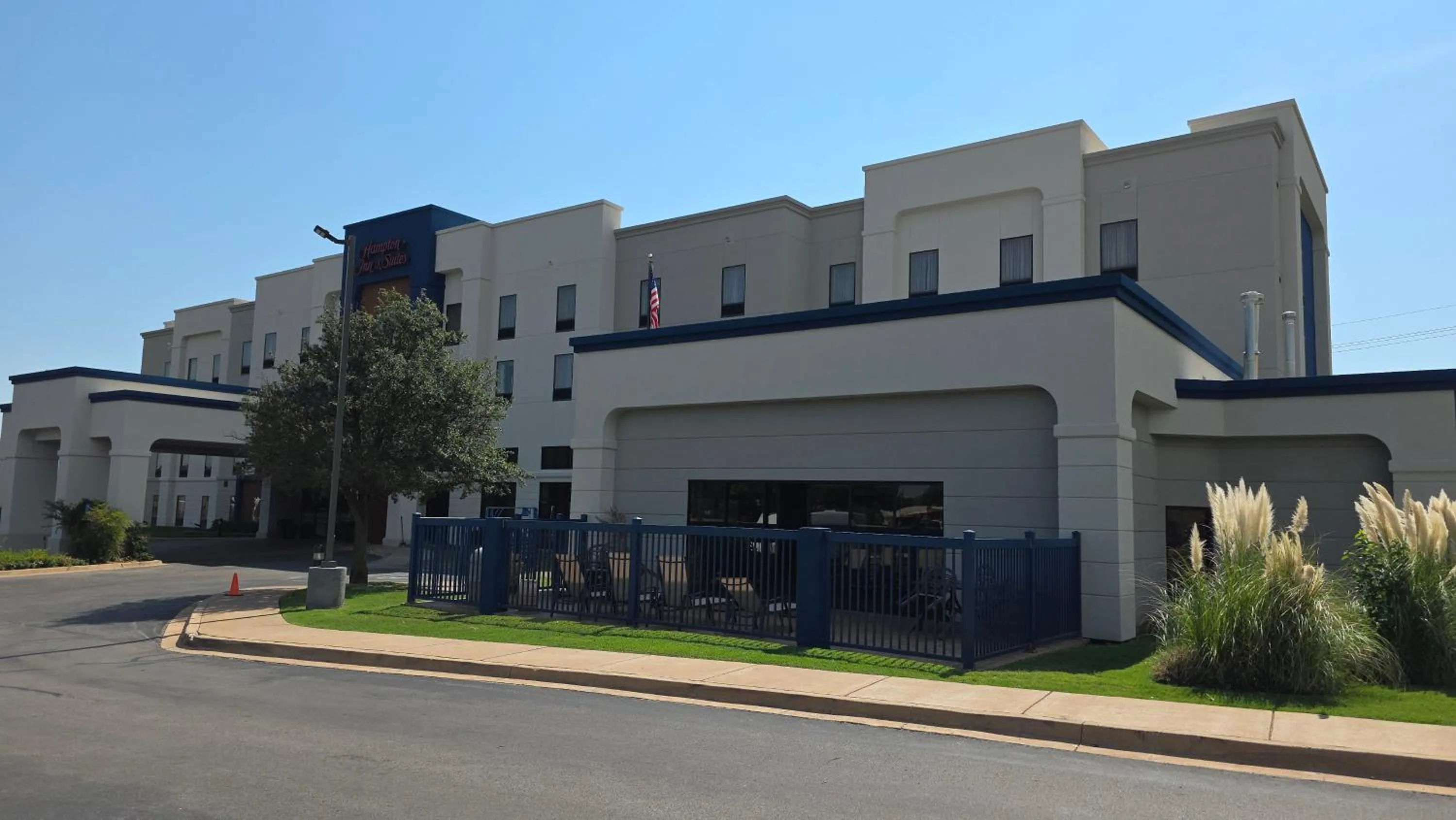 Property building in Hampton Inn & Suites Lawton