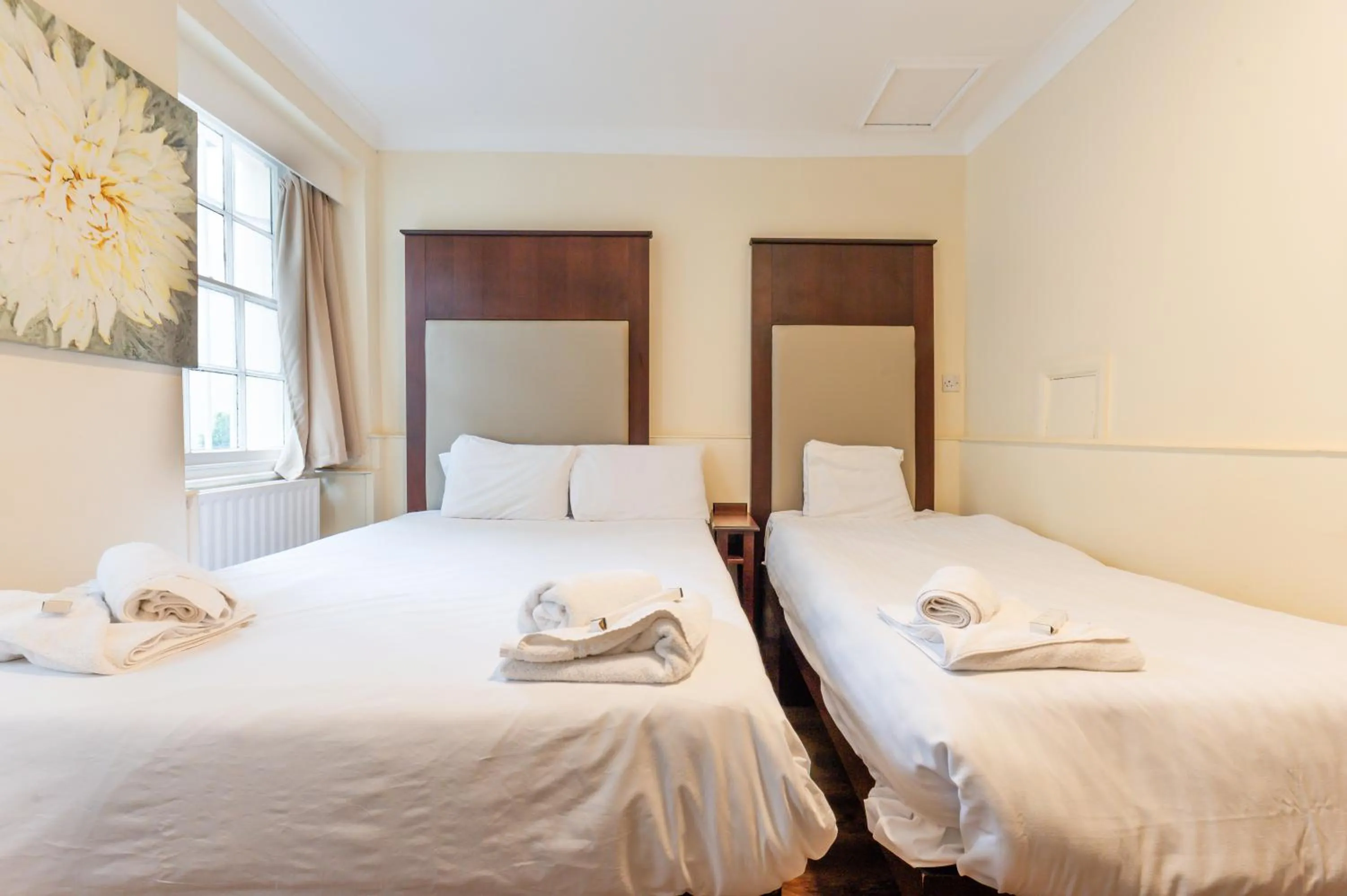 Bed in Astoria Hotel