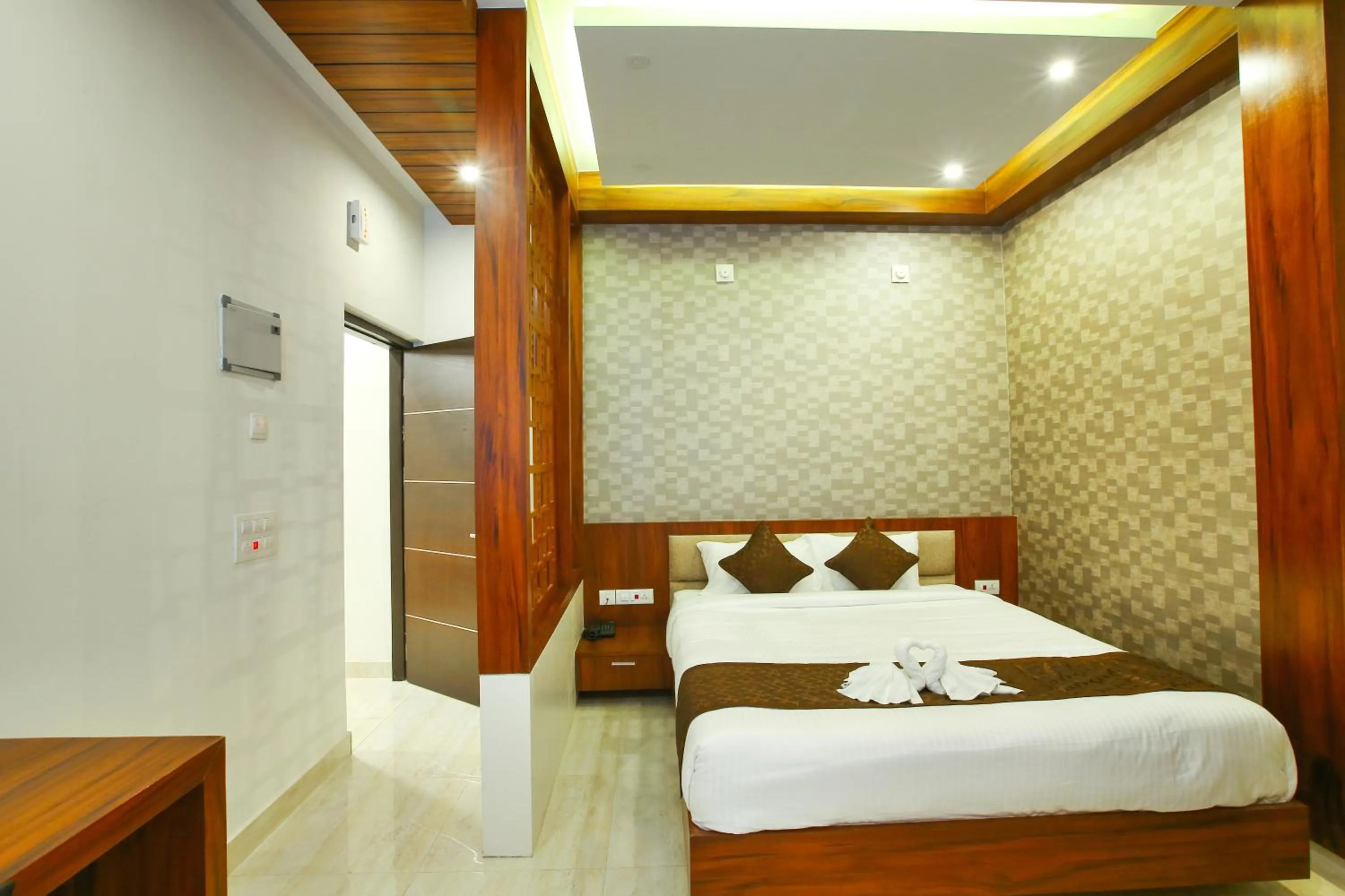 MAZUS INN