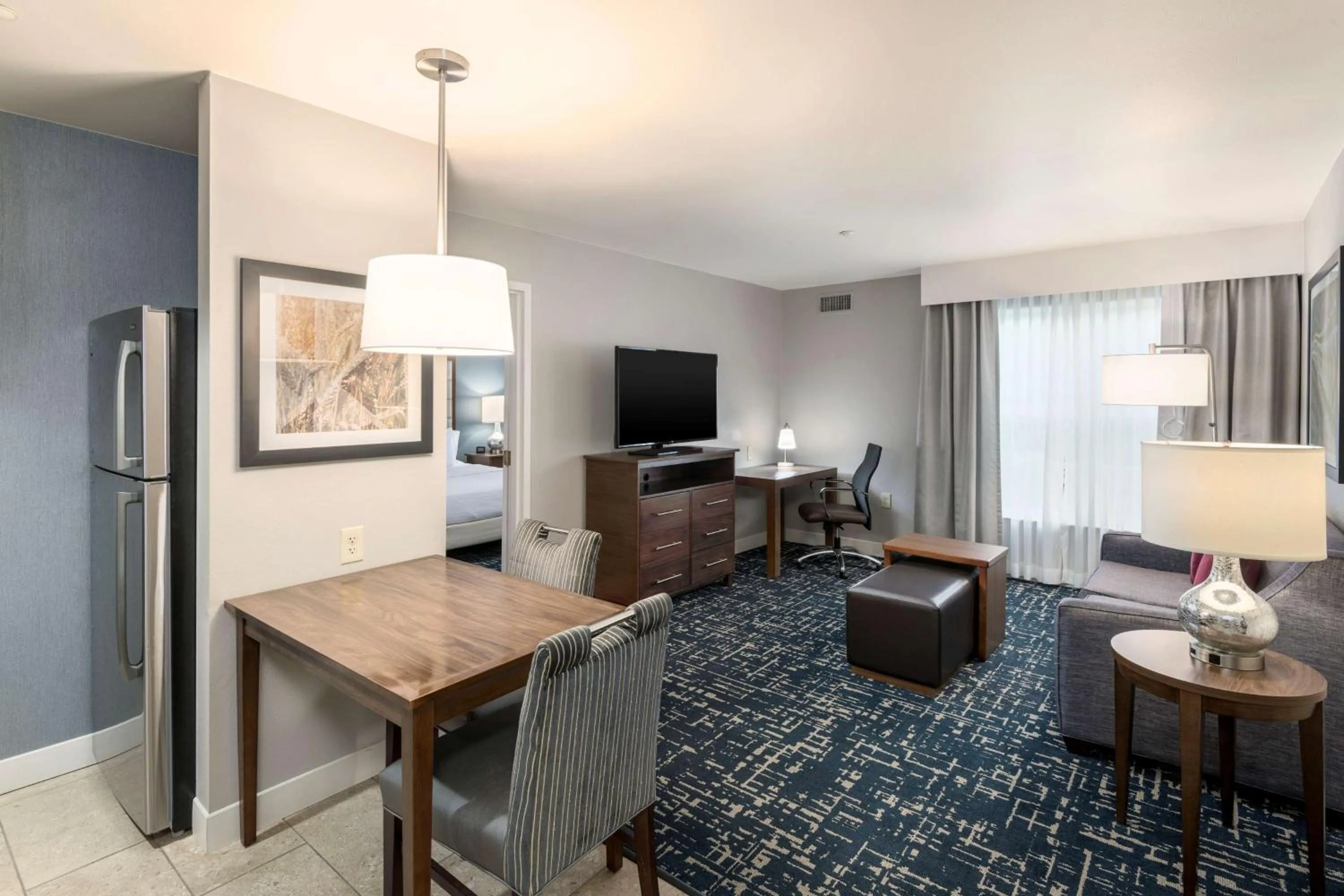Living room in Homewood Suites by Hilton Mount Laurel