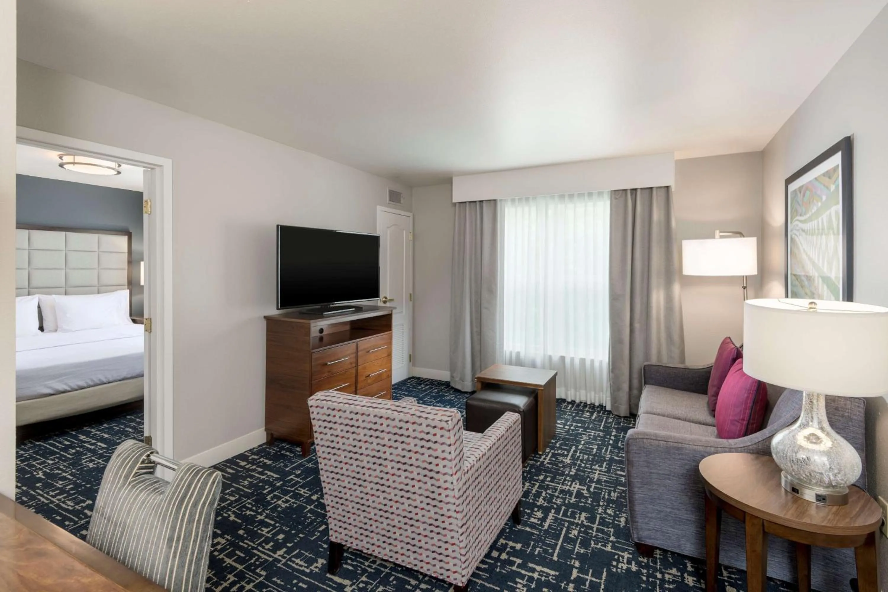 Bedroom, Bed in Homewood Suites by Hilton Mount Laurel