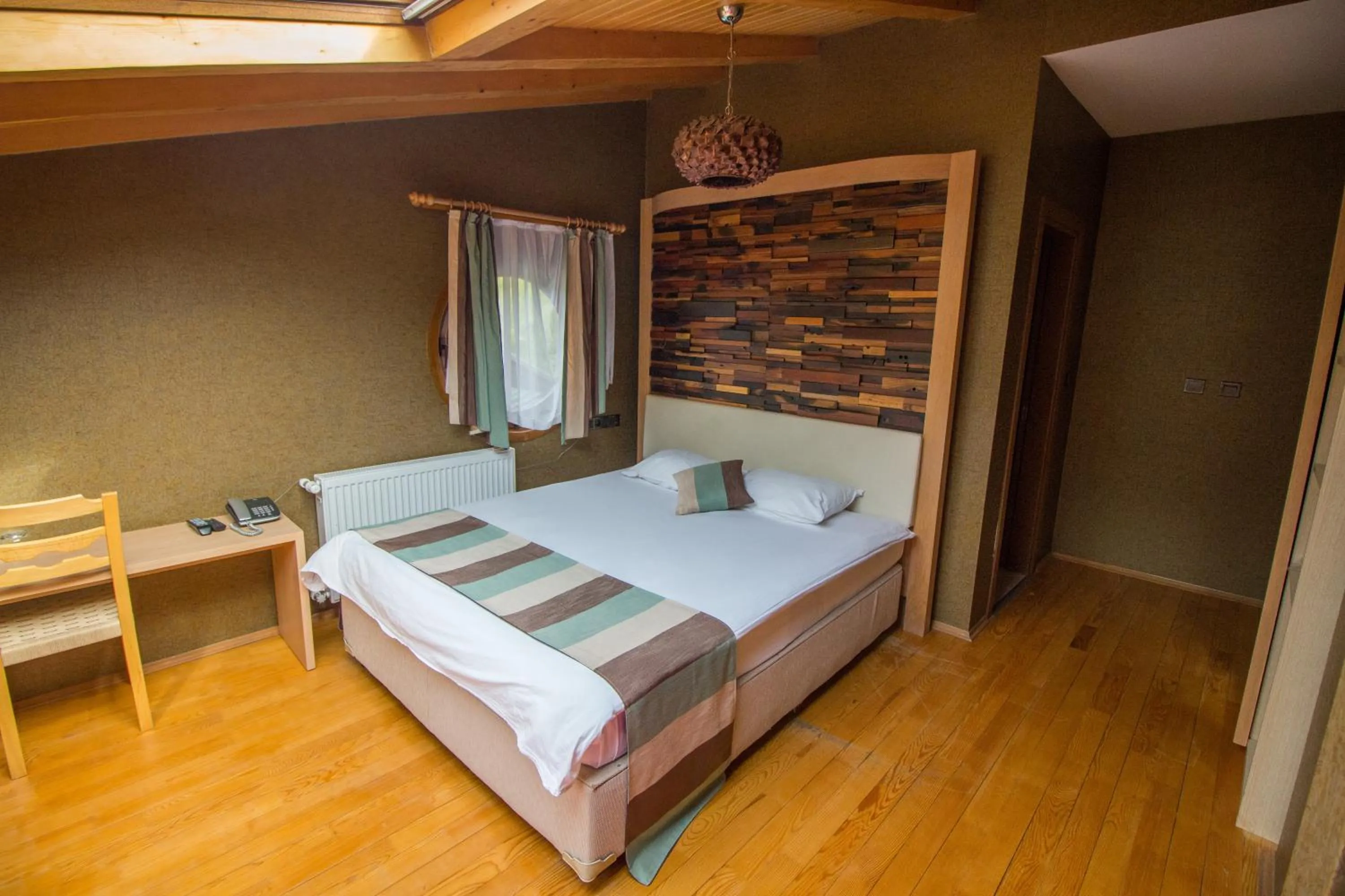 Photo of the whole room, Bed in Ayderoom Hotel