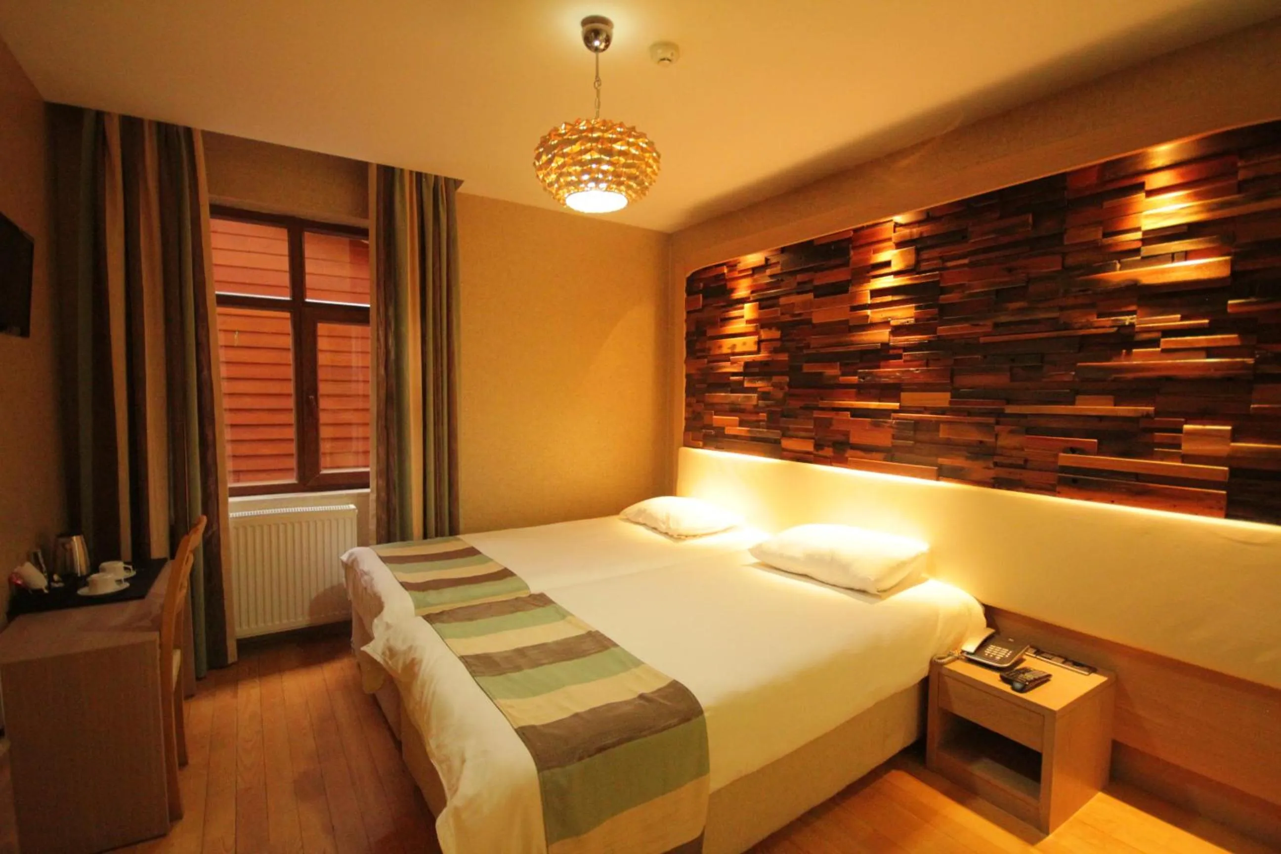 Massage, Bed in Ayderoom Hotel
