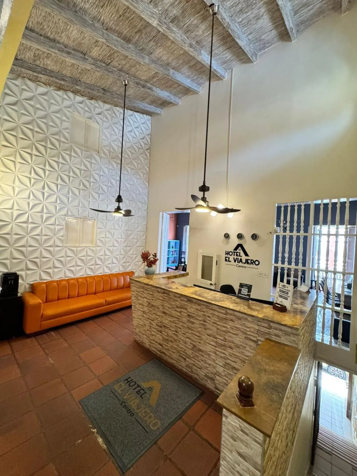 Lobby or reception in Hotel El Viajero Centro