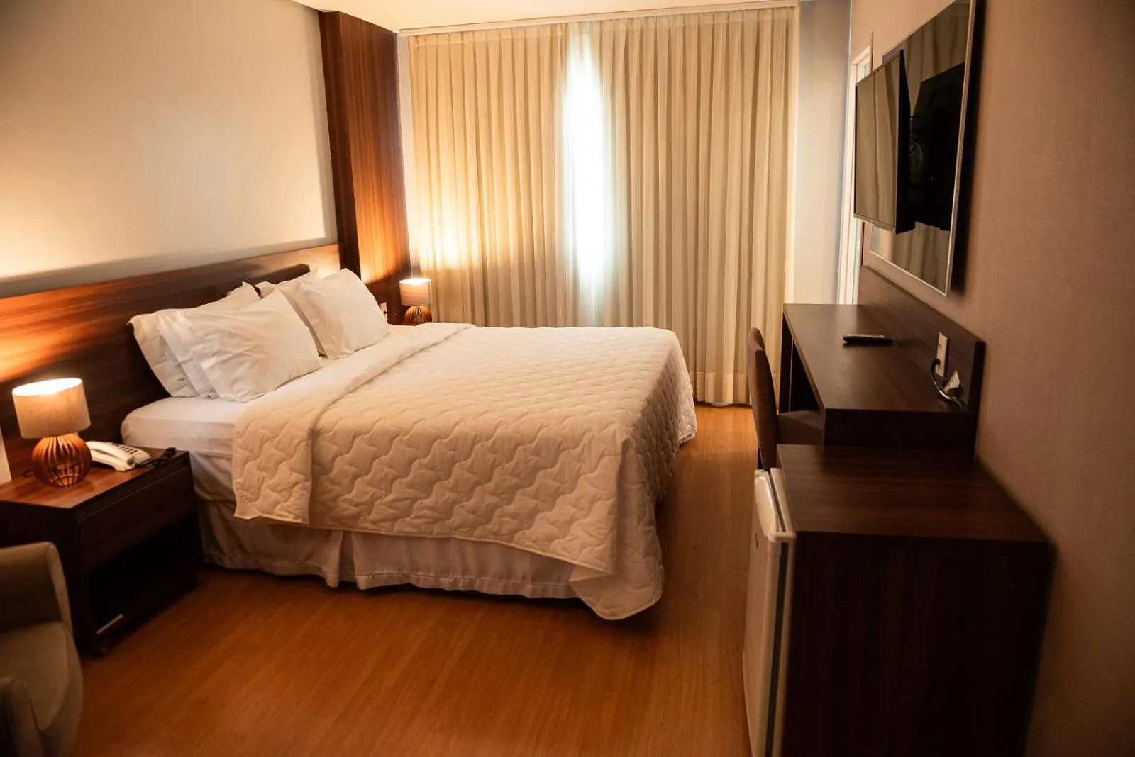 Bed in Hotel Serrano