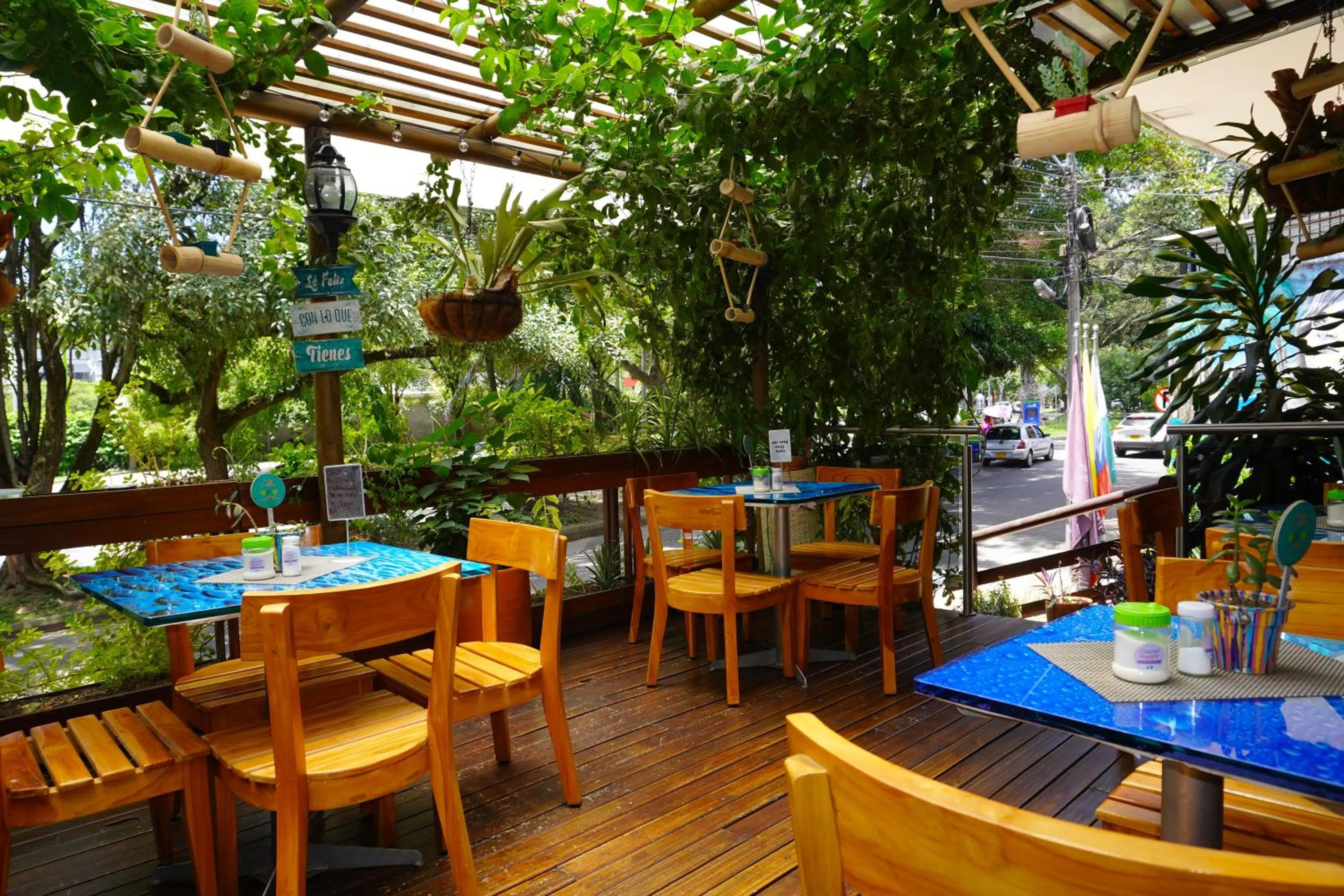 Restaurant/places to eat in Hotel Bolivariana Plaza Medellin