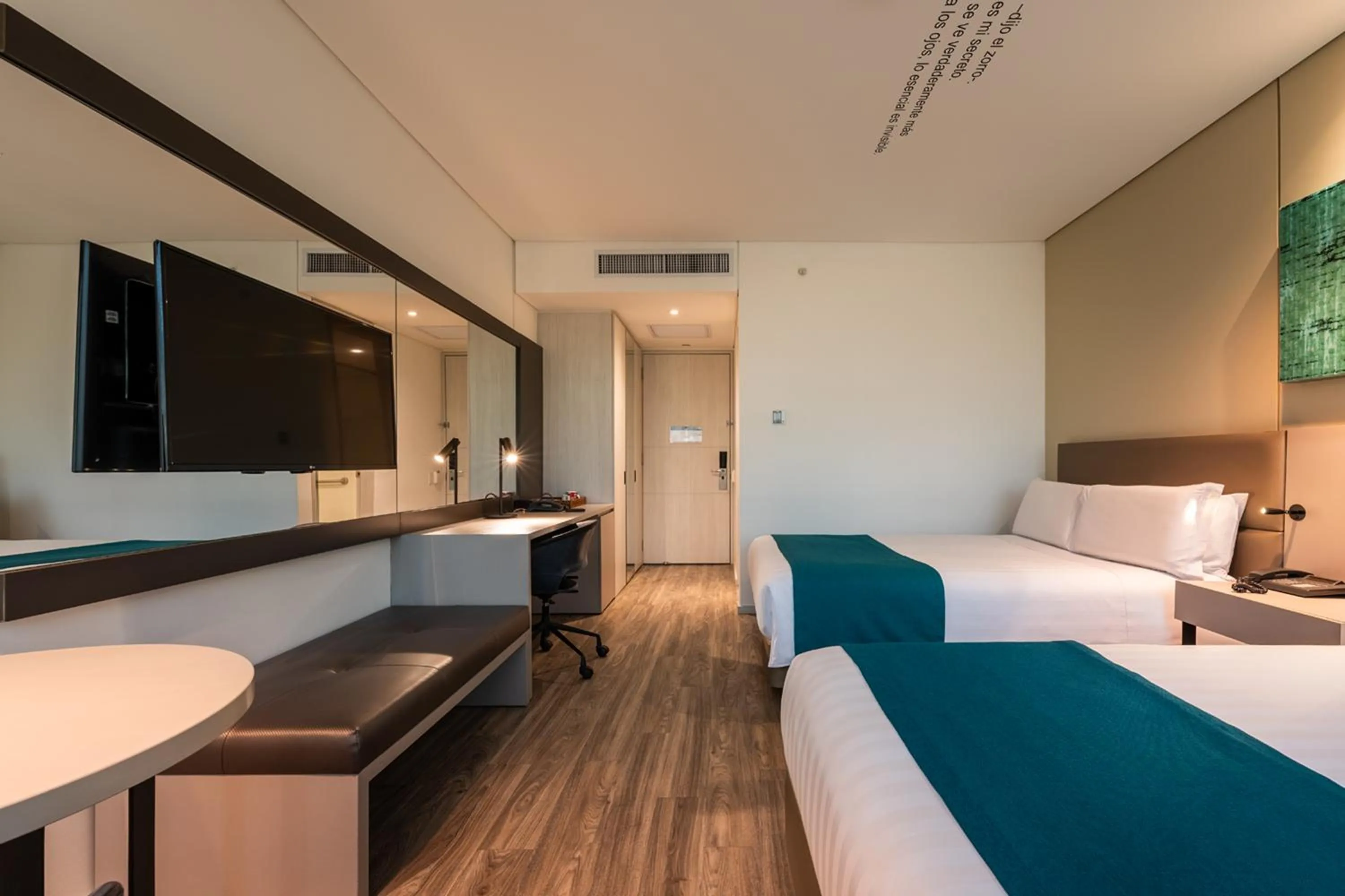 Bed in Hotel Estelar Square