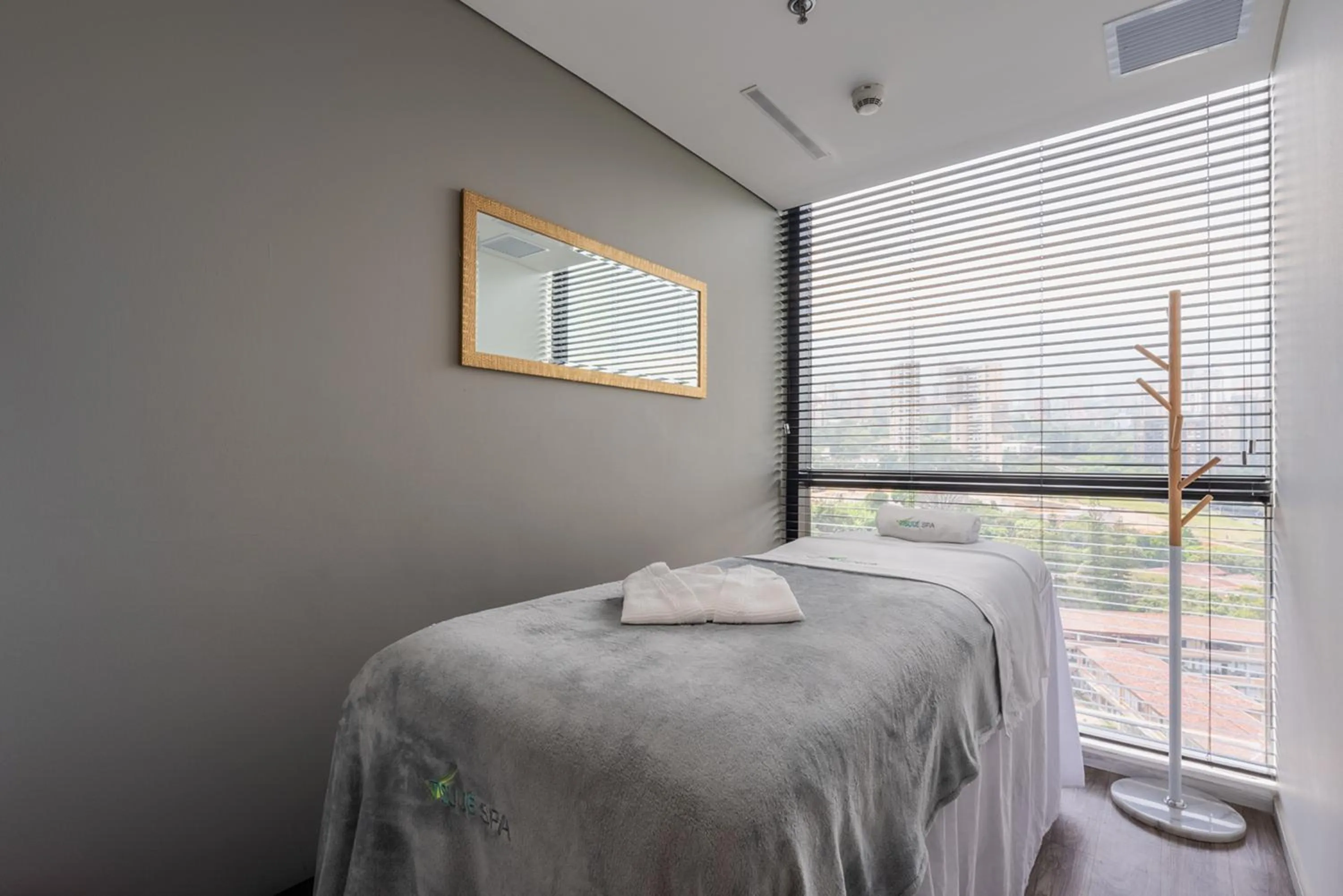 Spa and wellness centre/facilities, Bed in Hotel Estelar Square