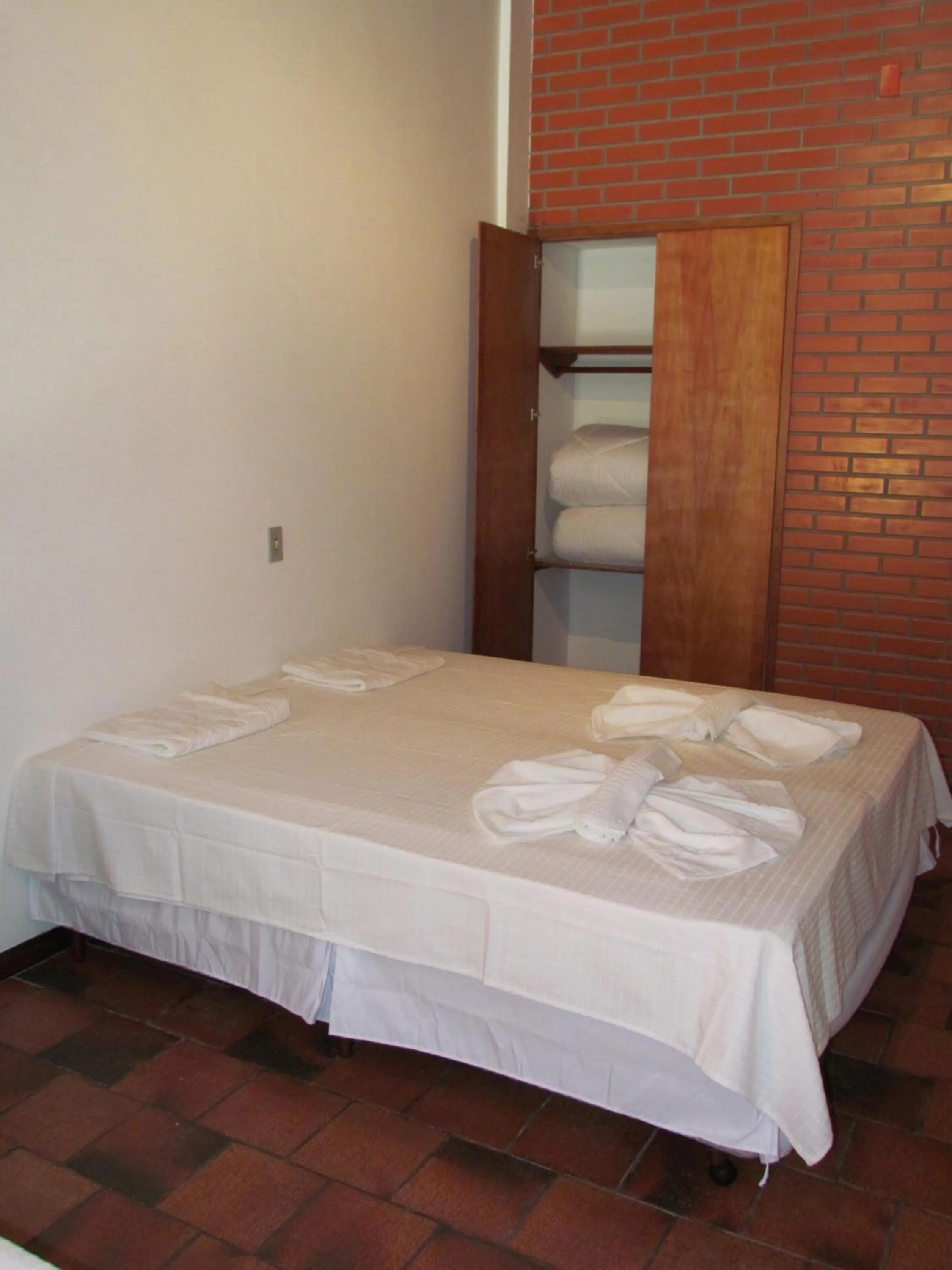 Bed in Hotel dos Bretões
