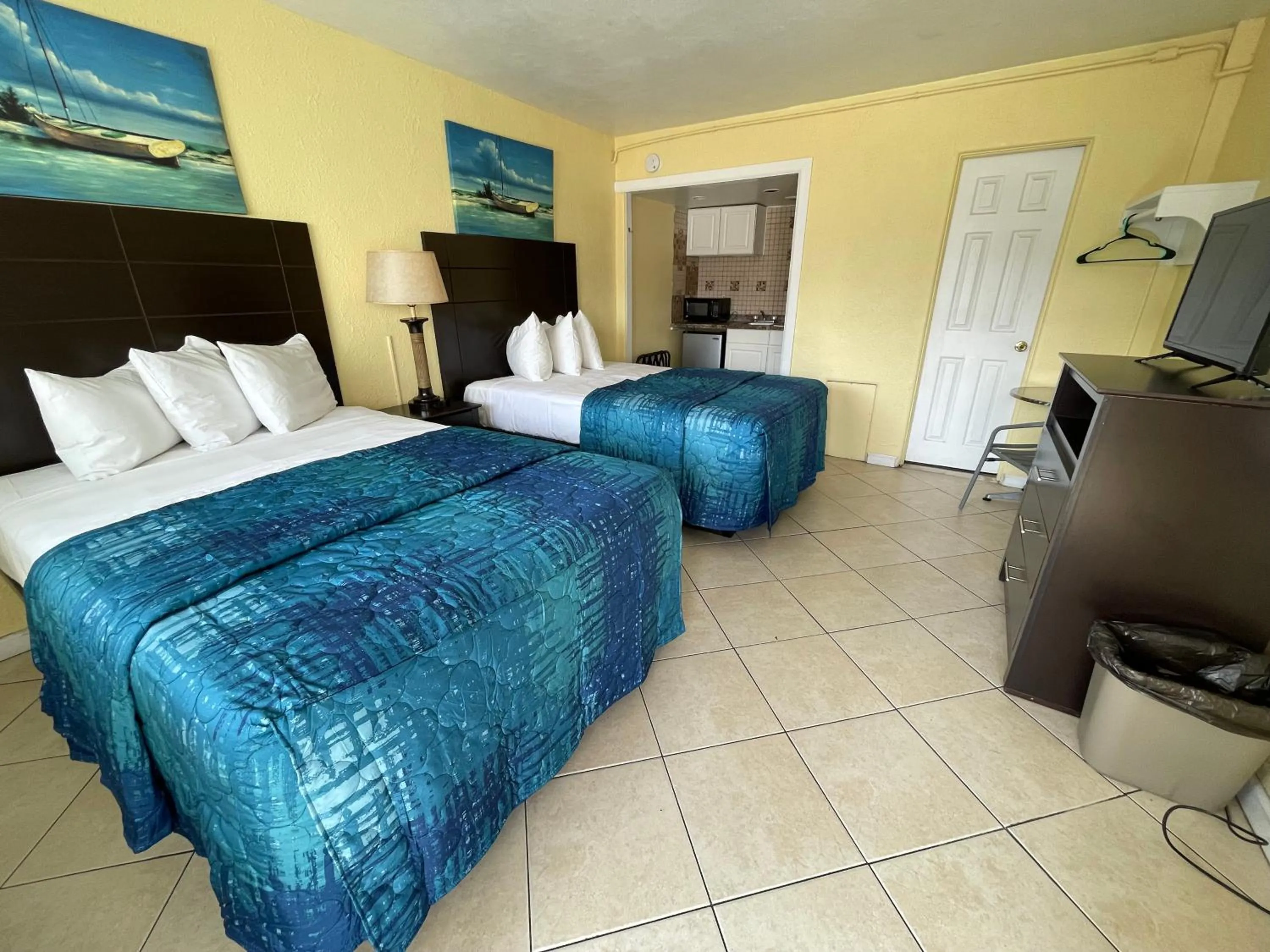 Bed in Sandy Shores Resort