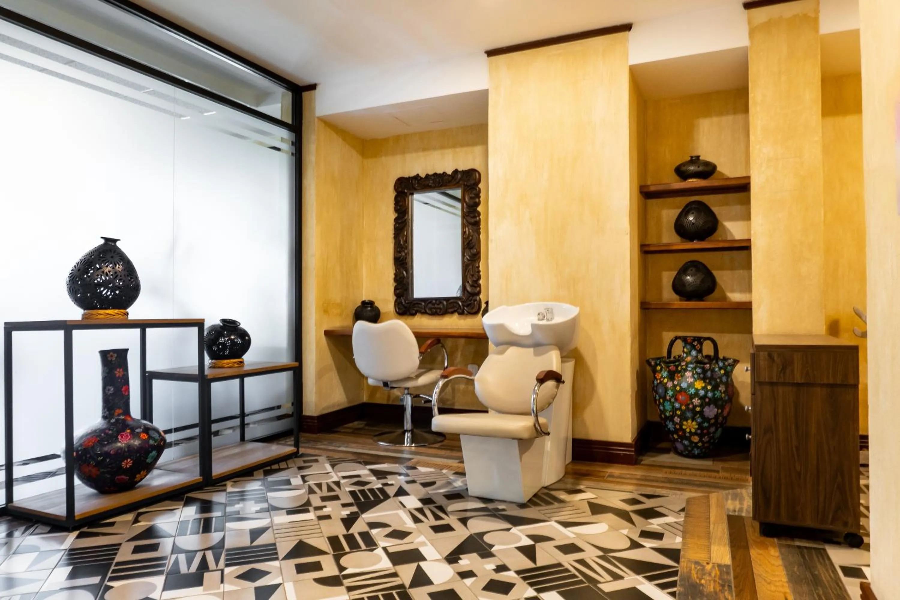 hair dresser in Casa de Adobe Gallery & Luxury Boutique