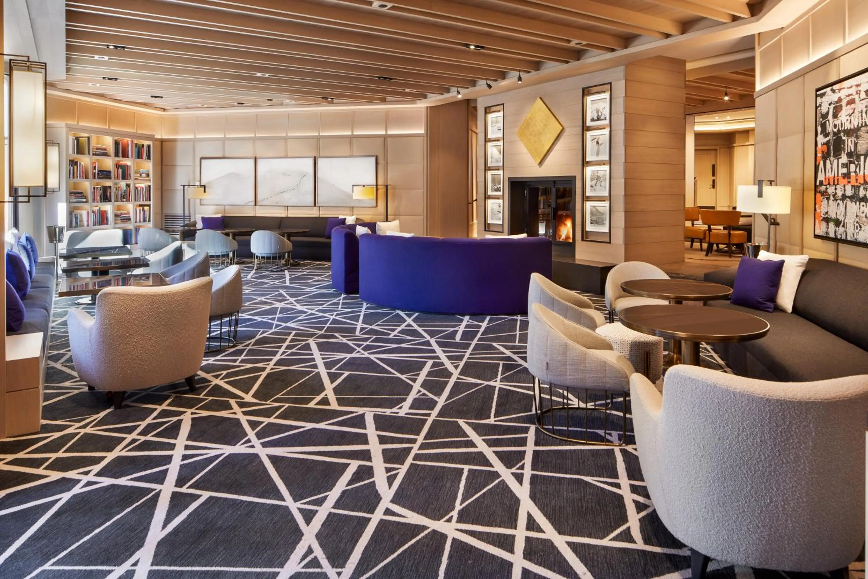 Restaurant/places to eat in The Little Nell