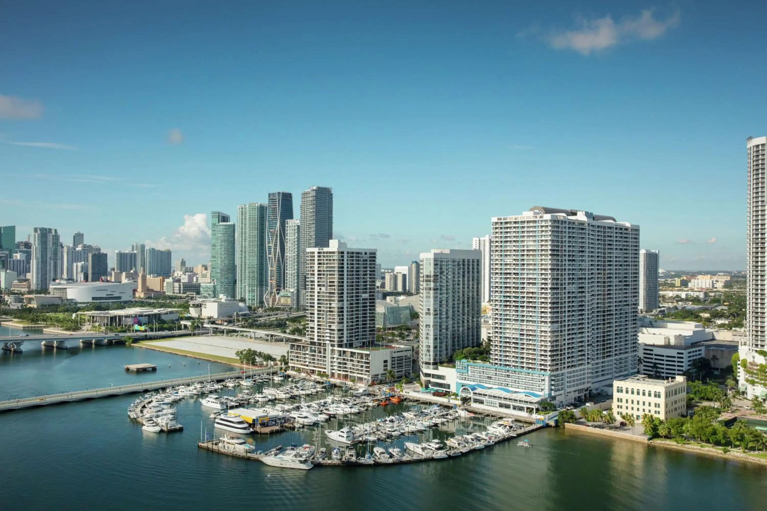 Property building in DoubleTree by Hilton Grand Hotel Biscayne Bay