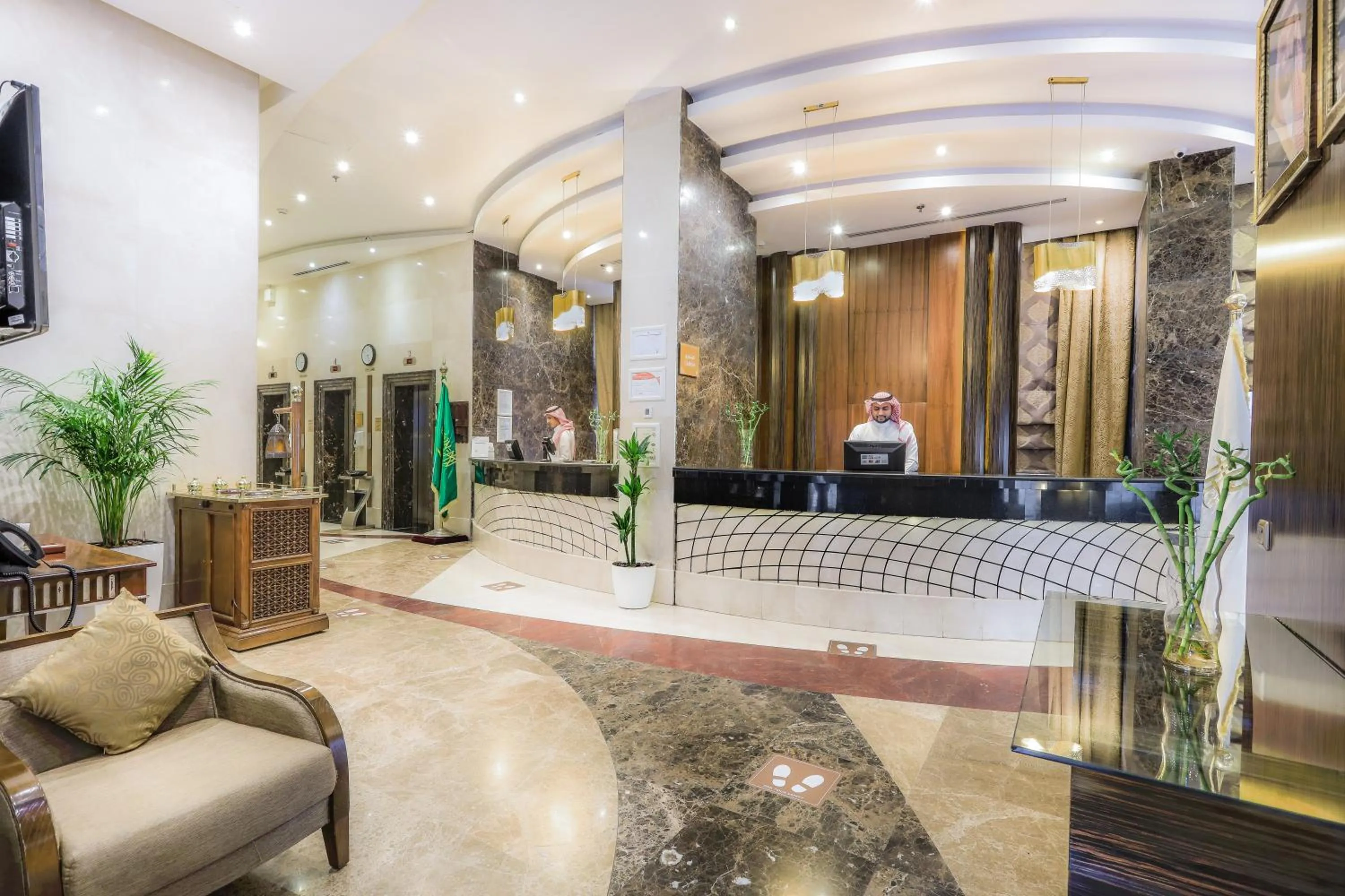 Lobby or reception in Elaf Kinda Hotel