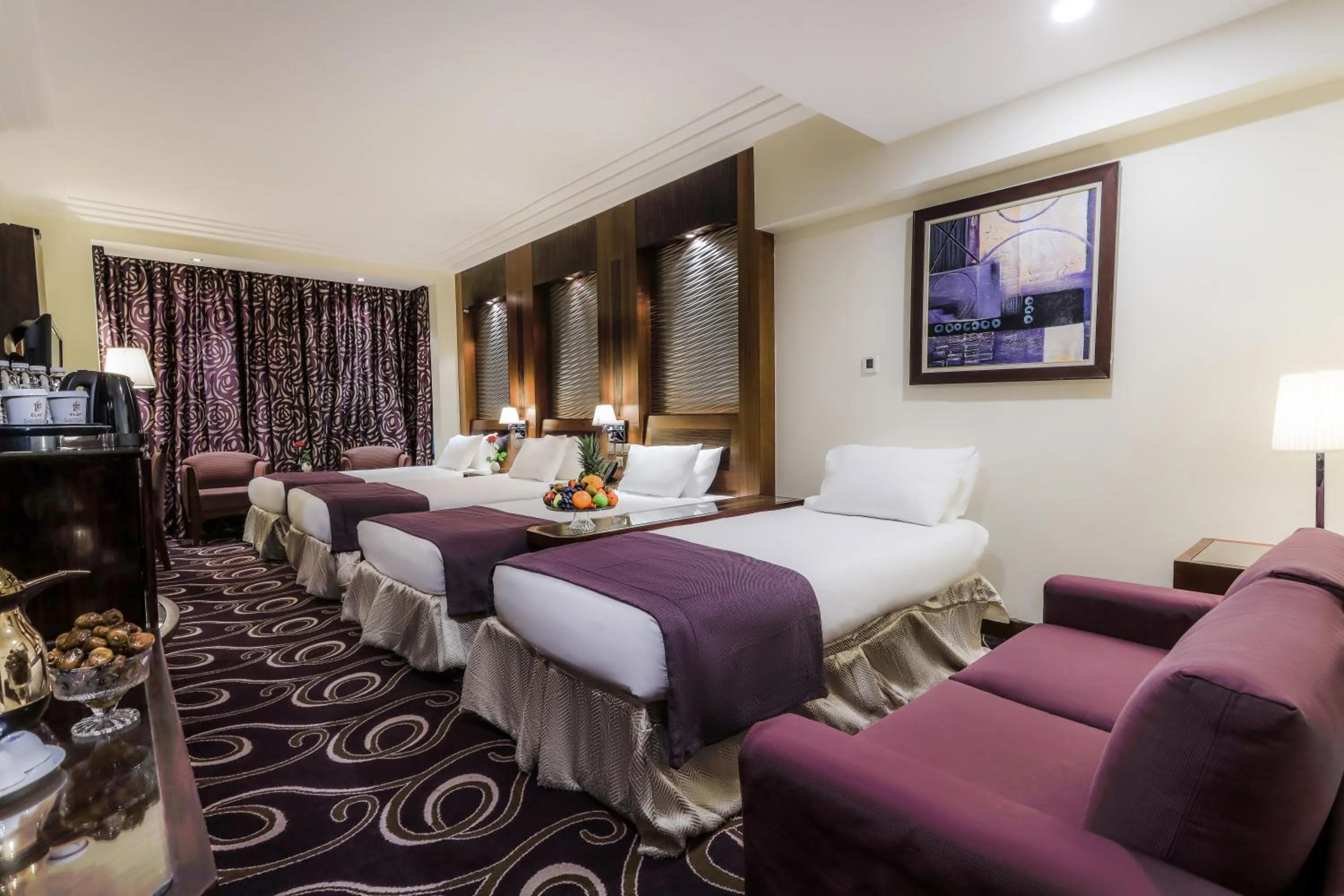 Photo of the whole room, Bed in Elaf Kinda Hotel