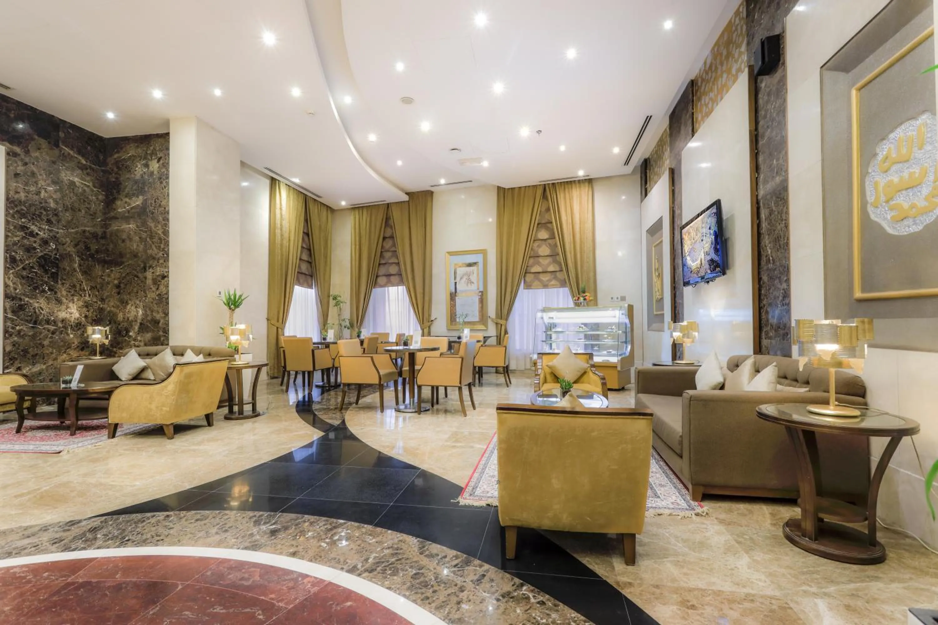 Lounge or bar in Elaf Kinda Hotel