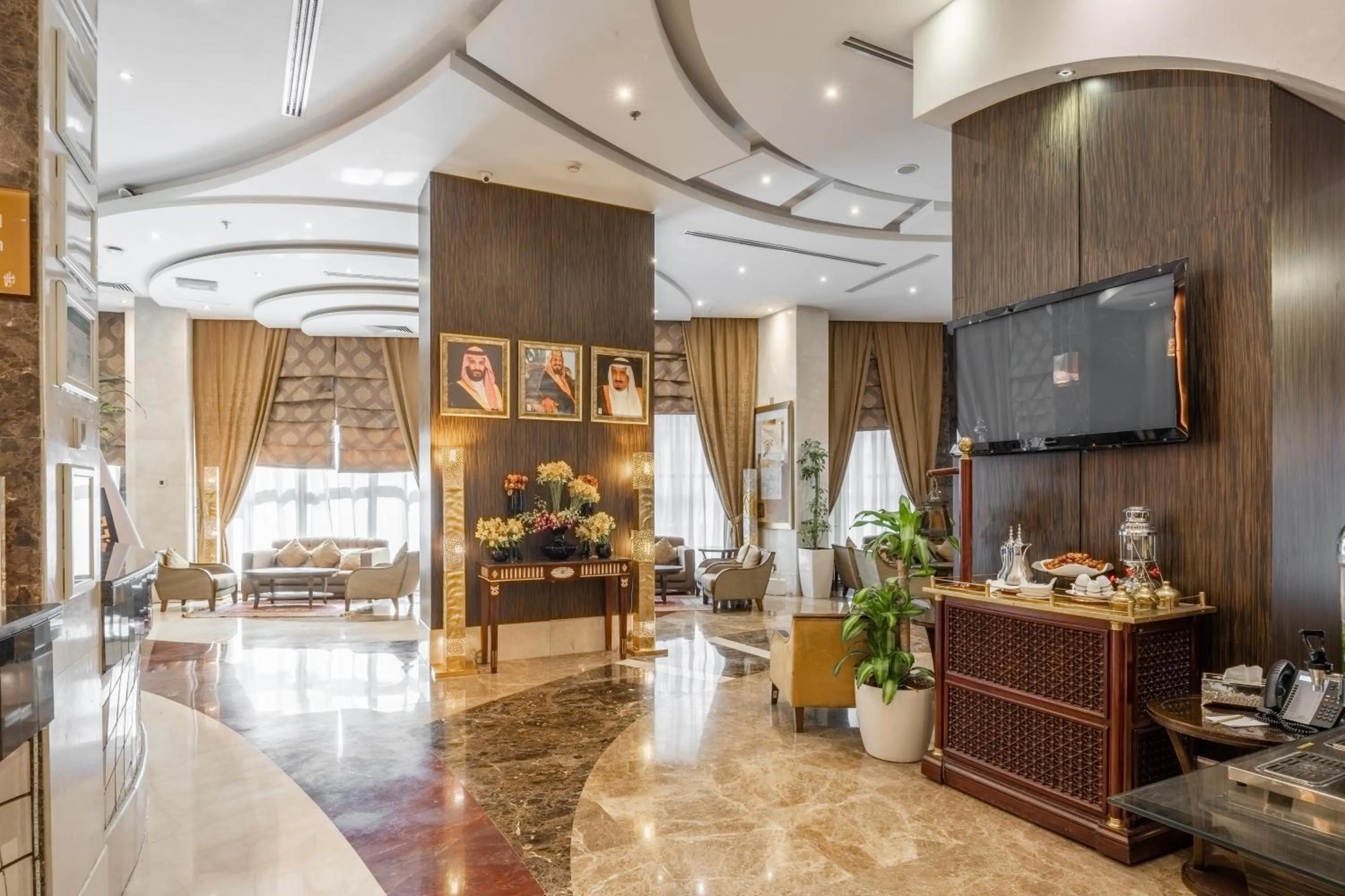 Lobby or reception in Elaf Kinda Hotel